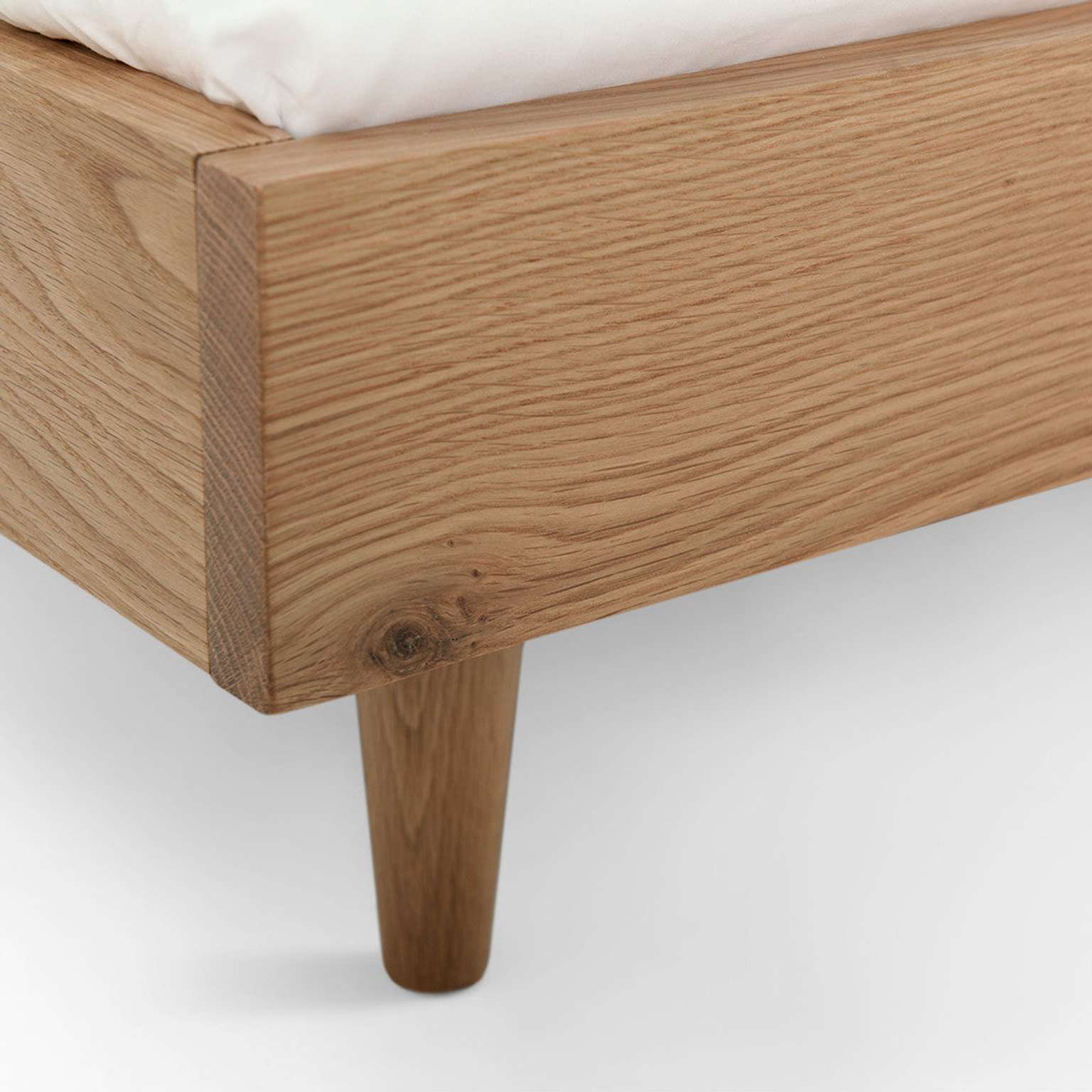Mysa Bed (2020)