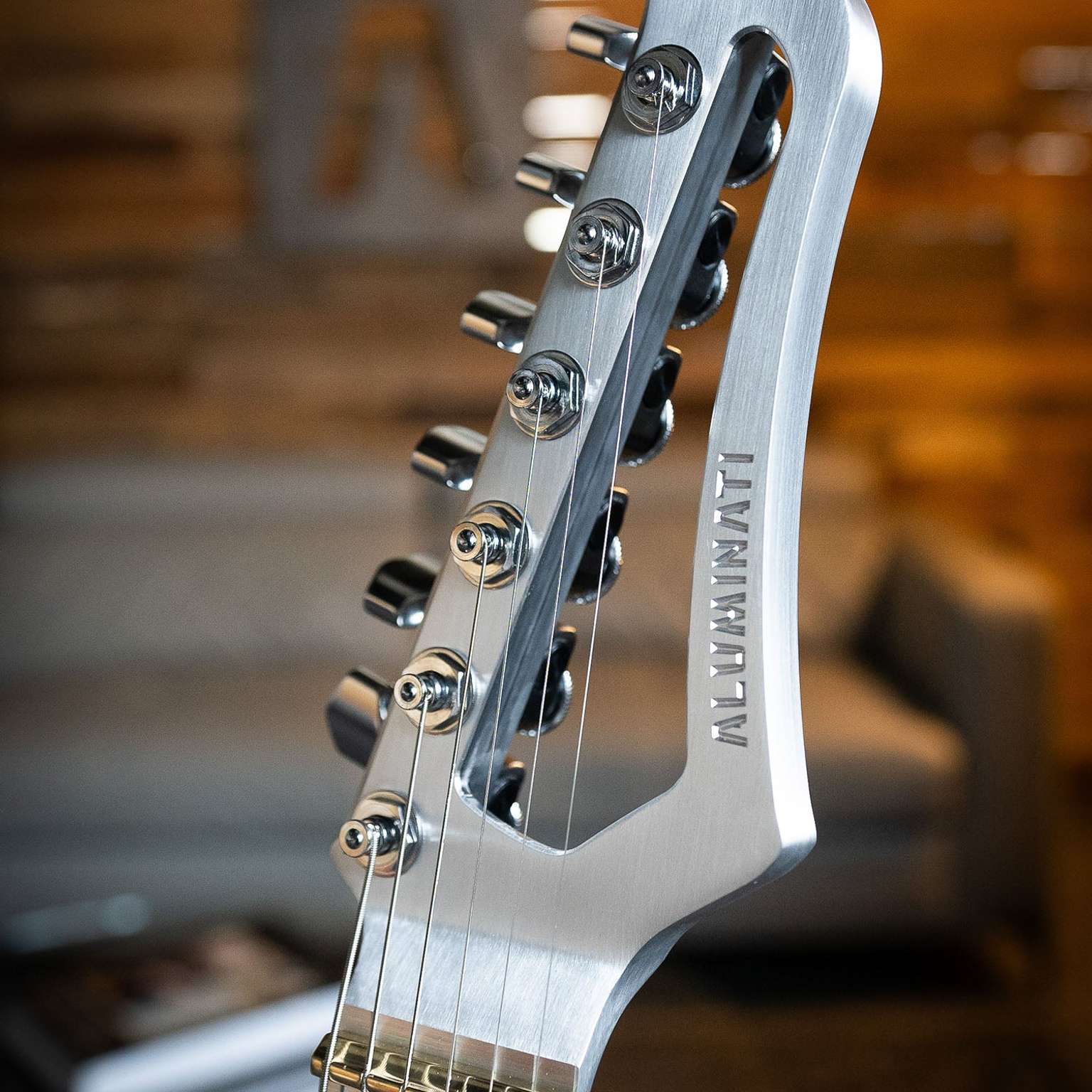 Helios Classic Trem Guitar