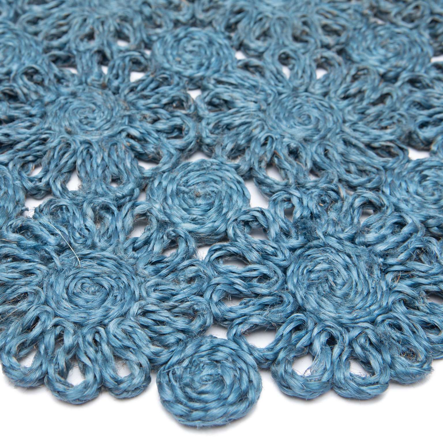 Daisy Jute 15" Round Placemat