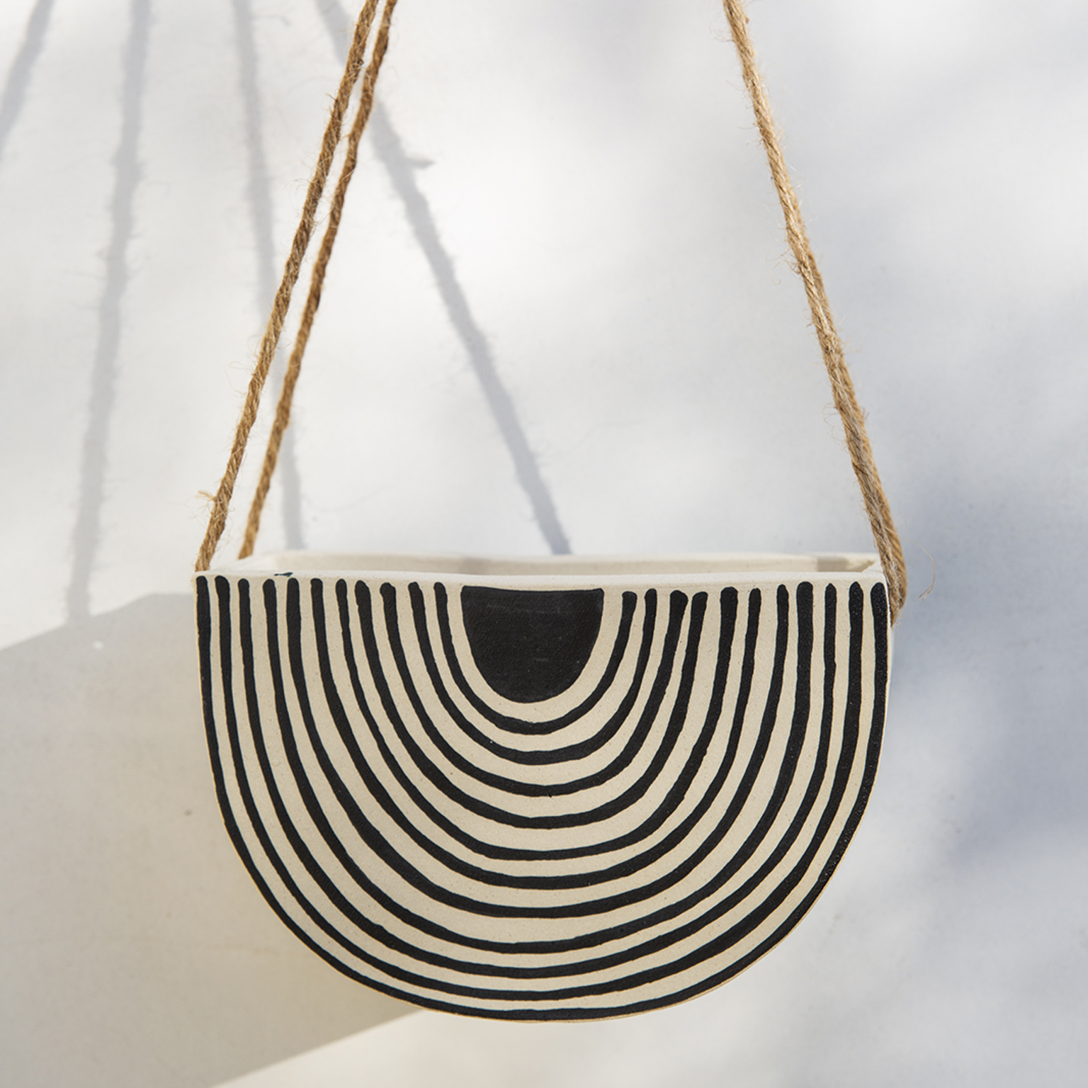 Hanging Planter Rainbow Roads