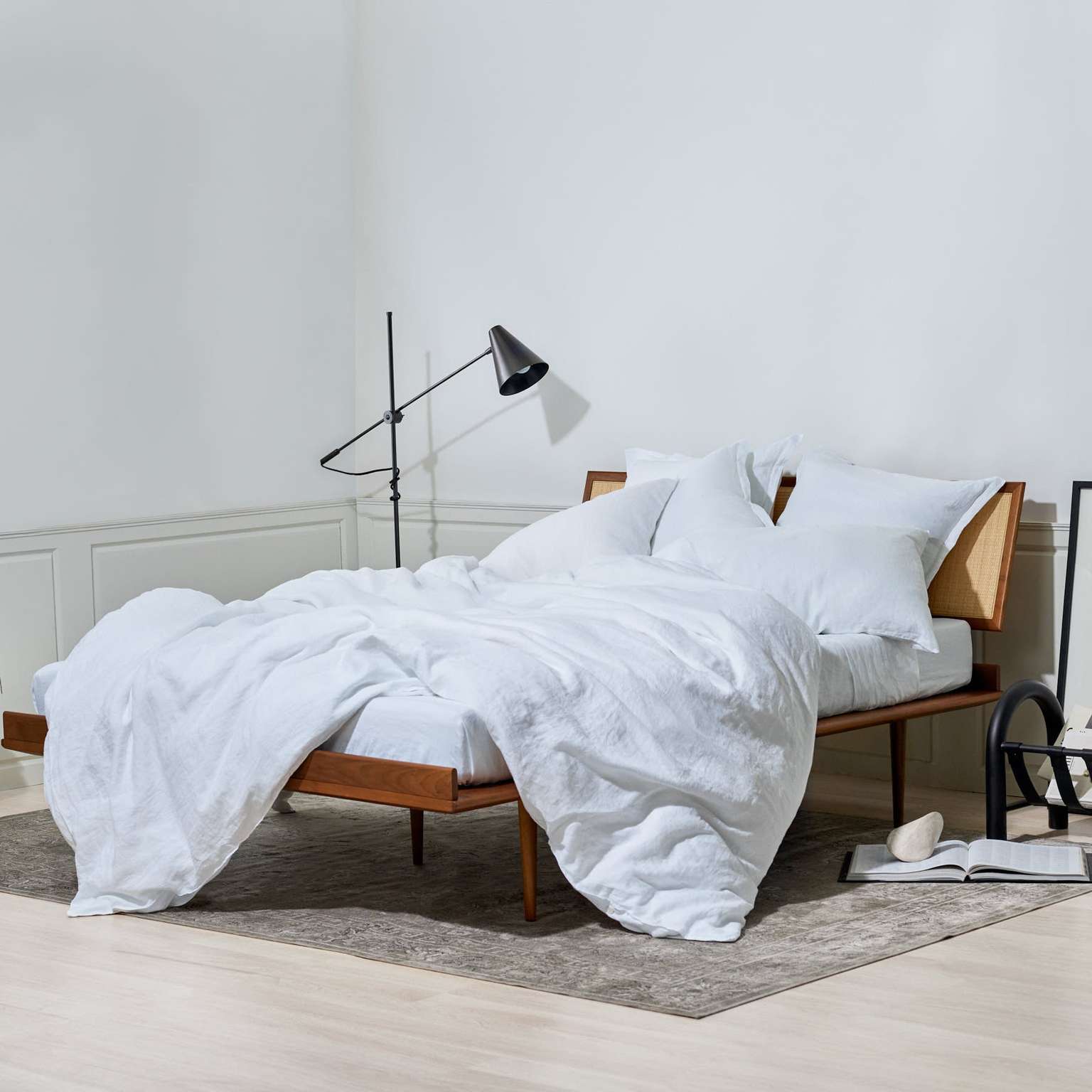 Heritage Linen Sheet Set