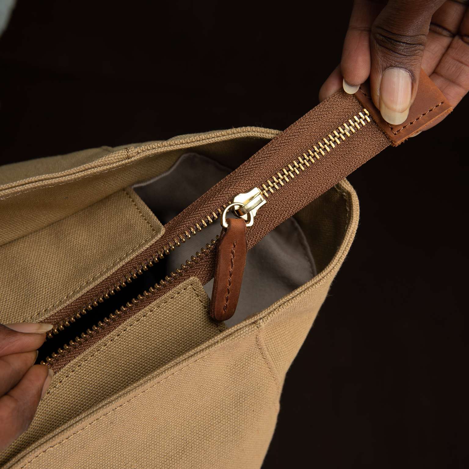 Canvas Jane Tote