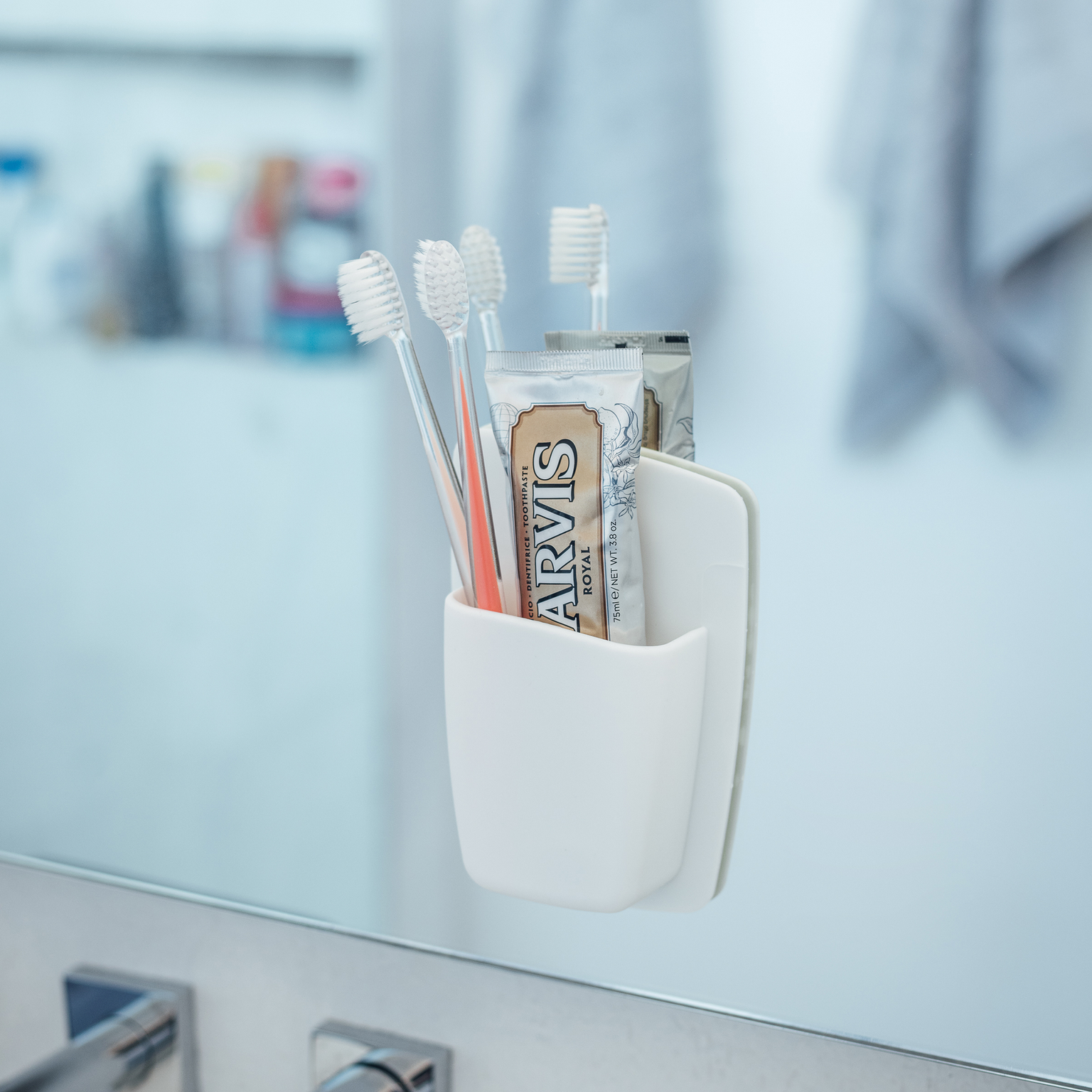 The Wall Organizer