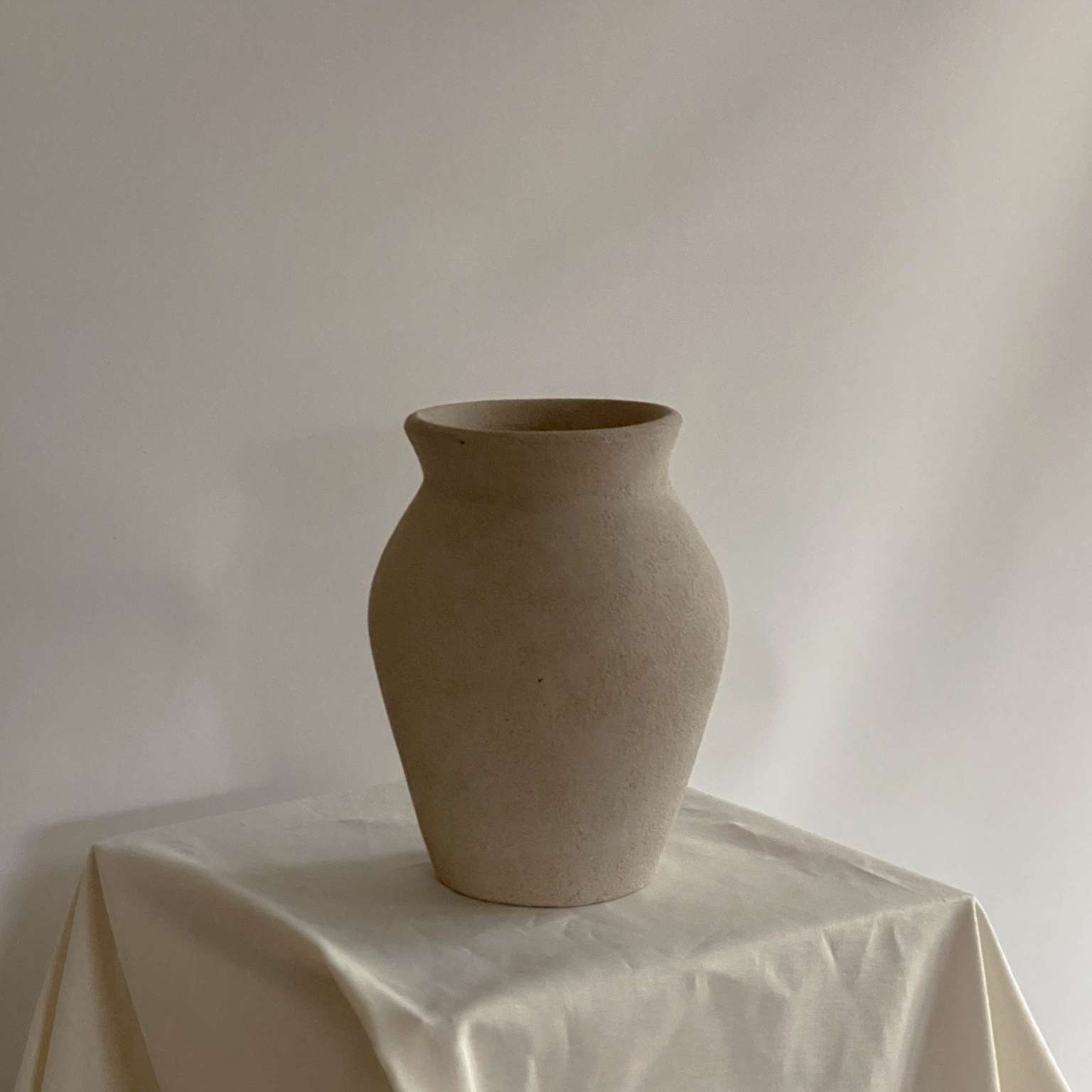 Nima Vase