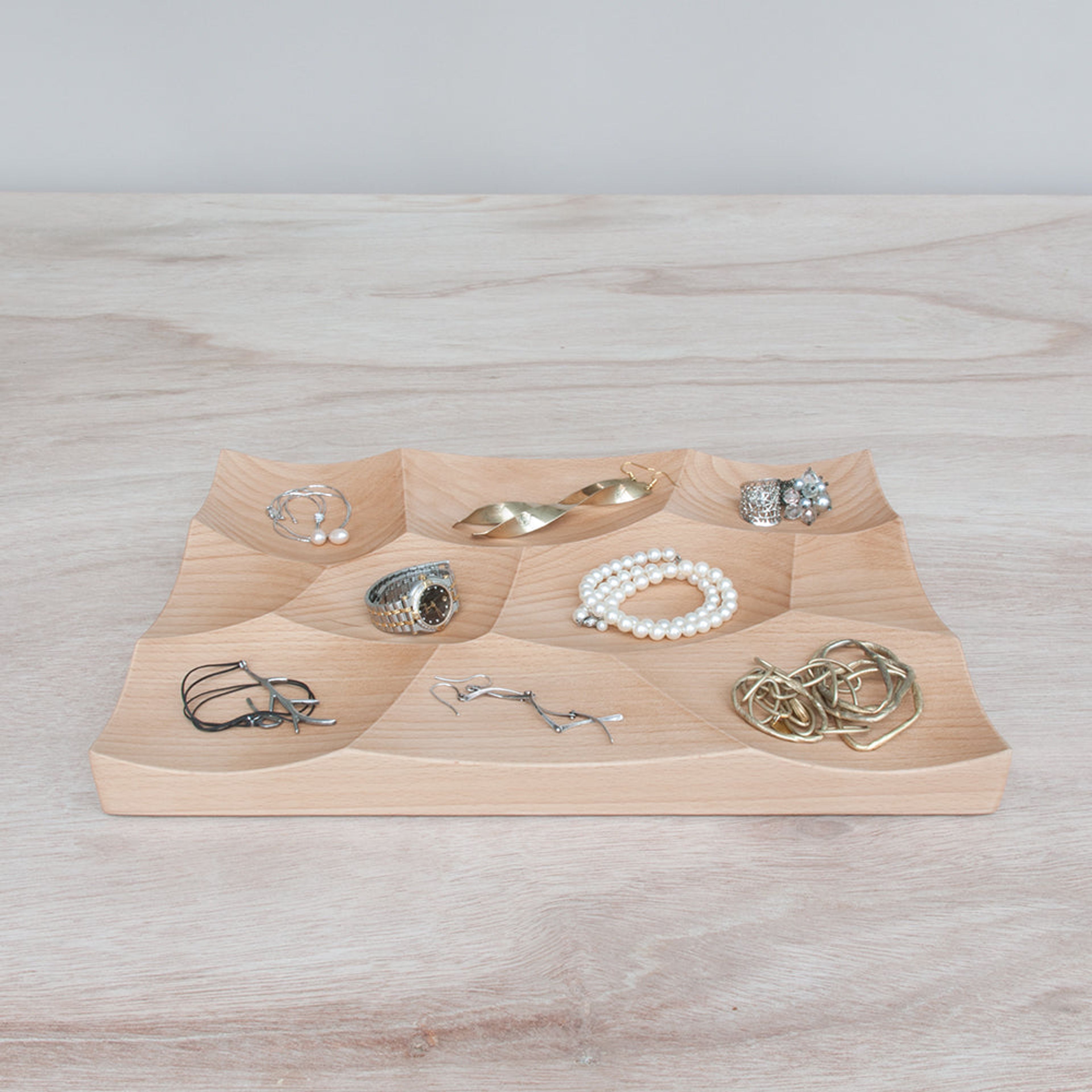 Large Wood Tray in Beech | Storm L