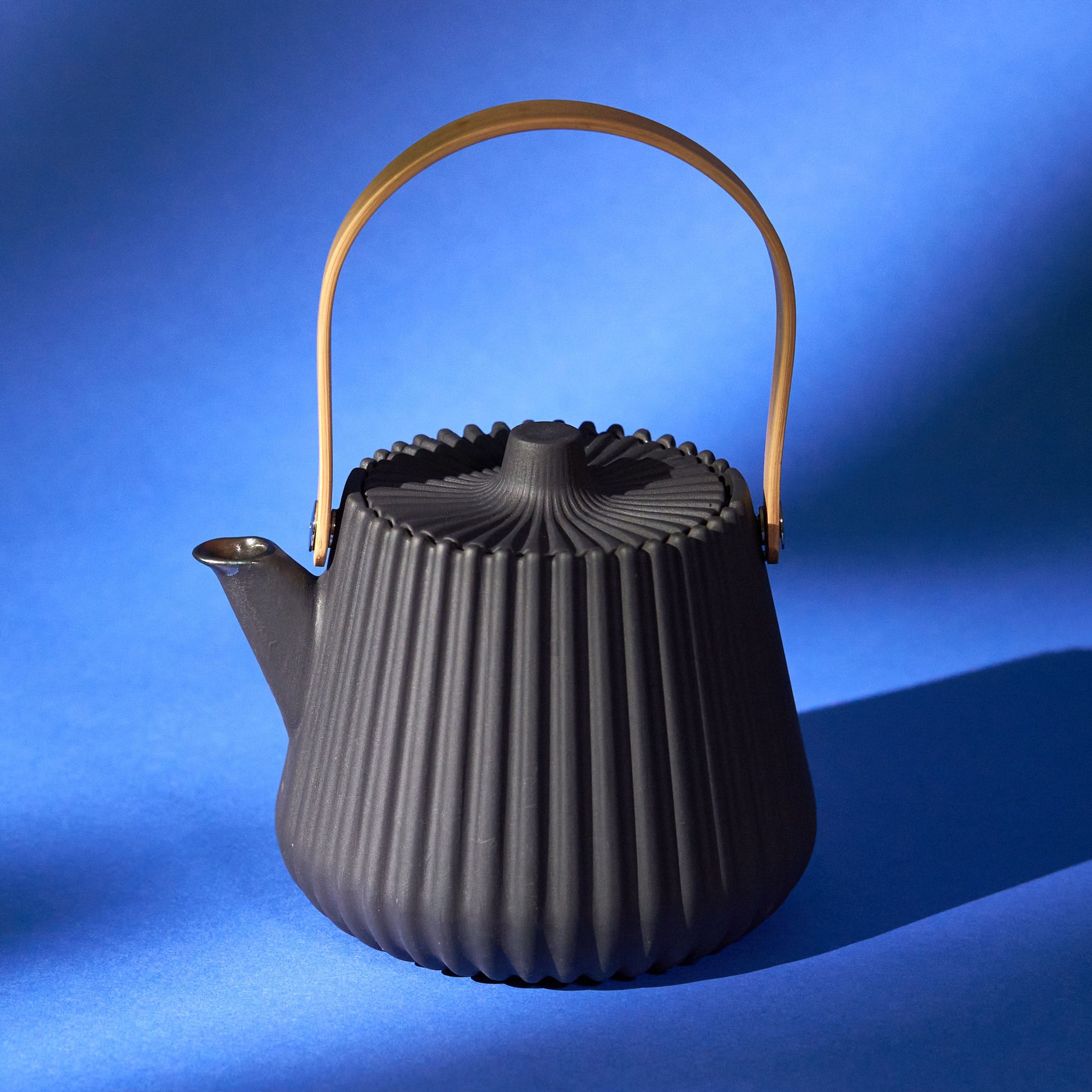 Pekoe Teapot + Infuser Basket
