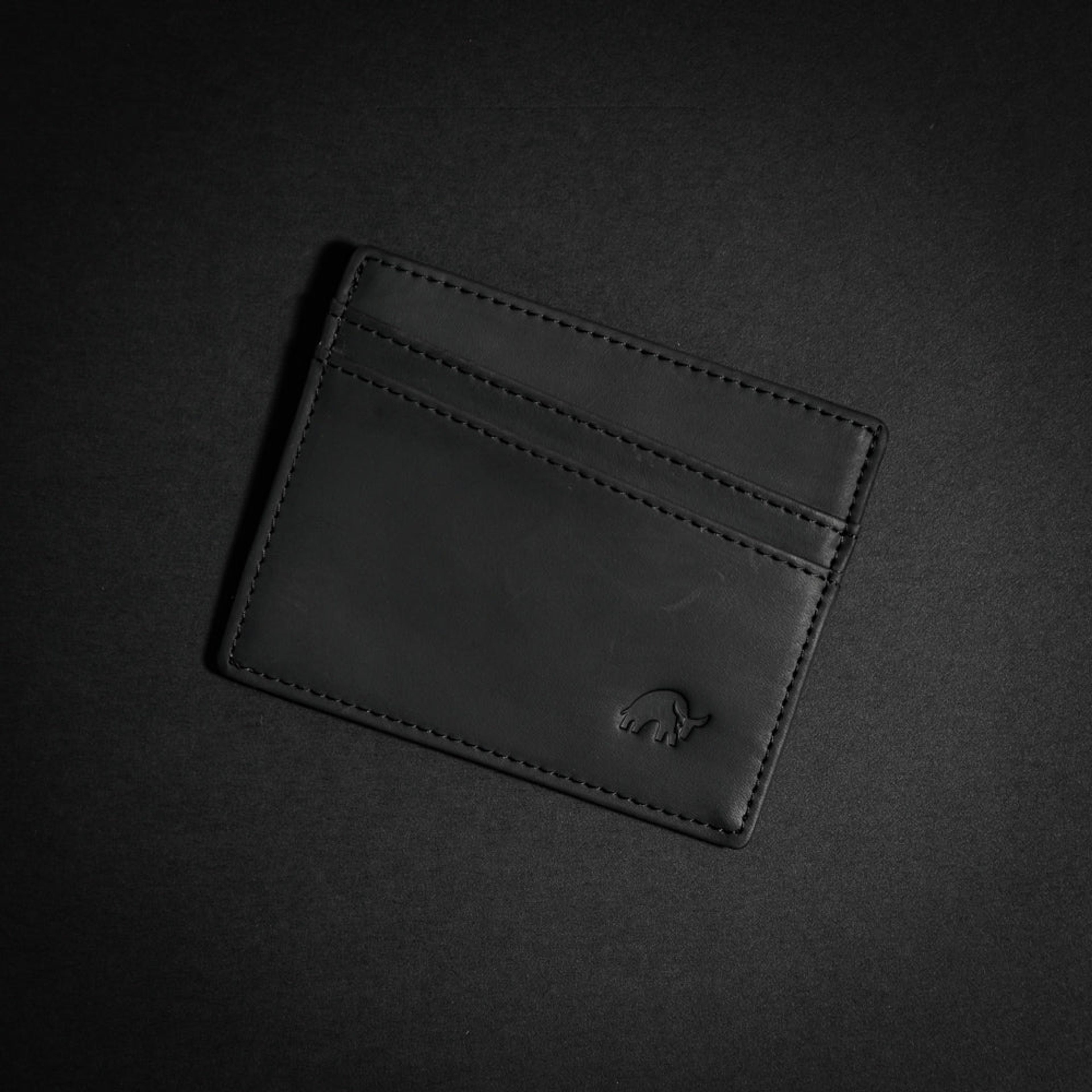 BACKORDER - The Card Holder - Black Edition