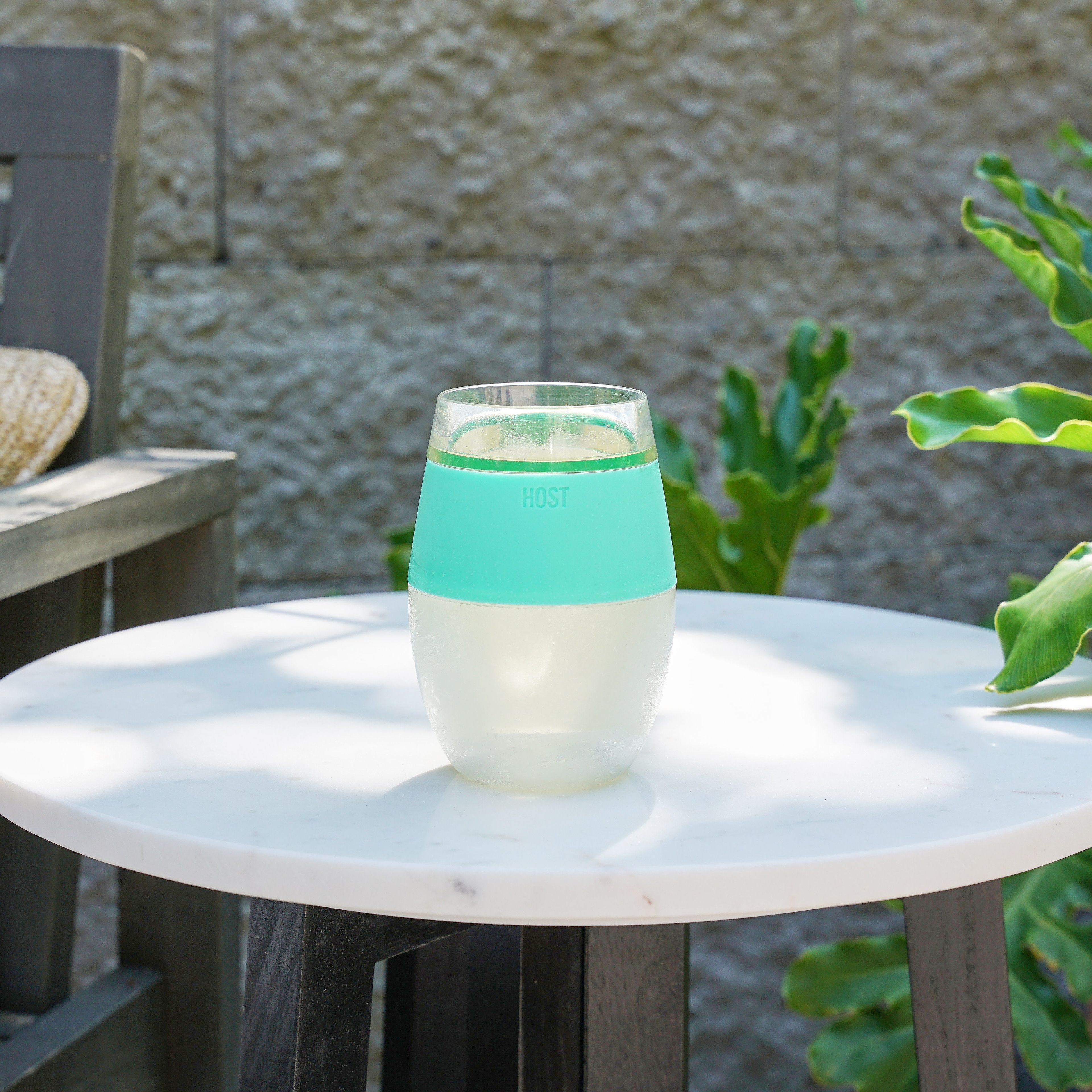 Wine FREEZE Cooling Cup in Mint, Set of 2