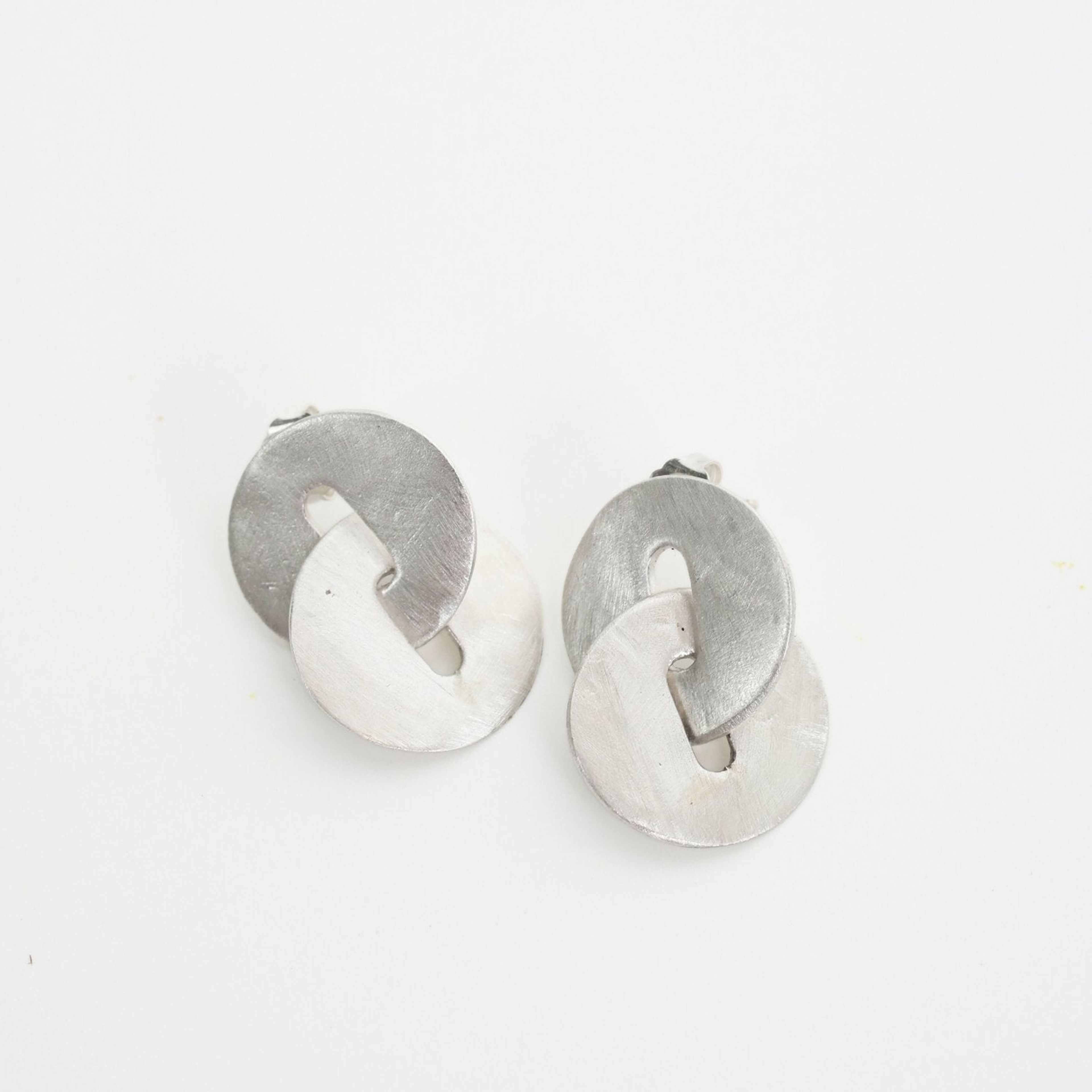 “The Anini” Round Link Earring