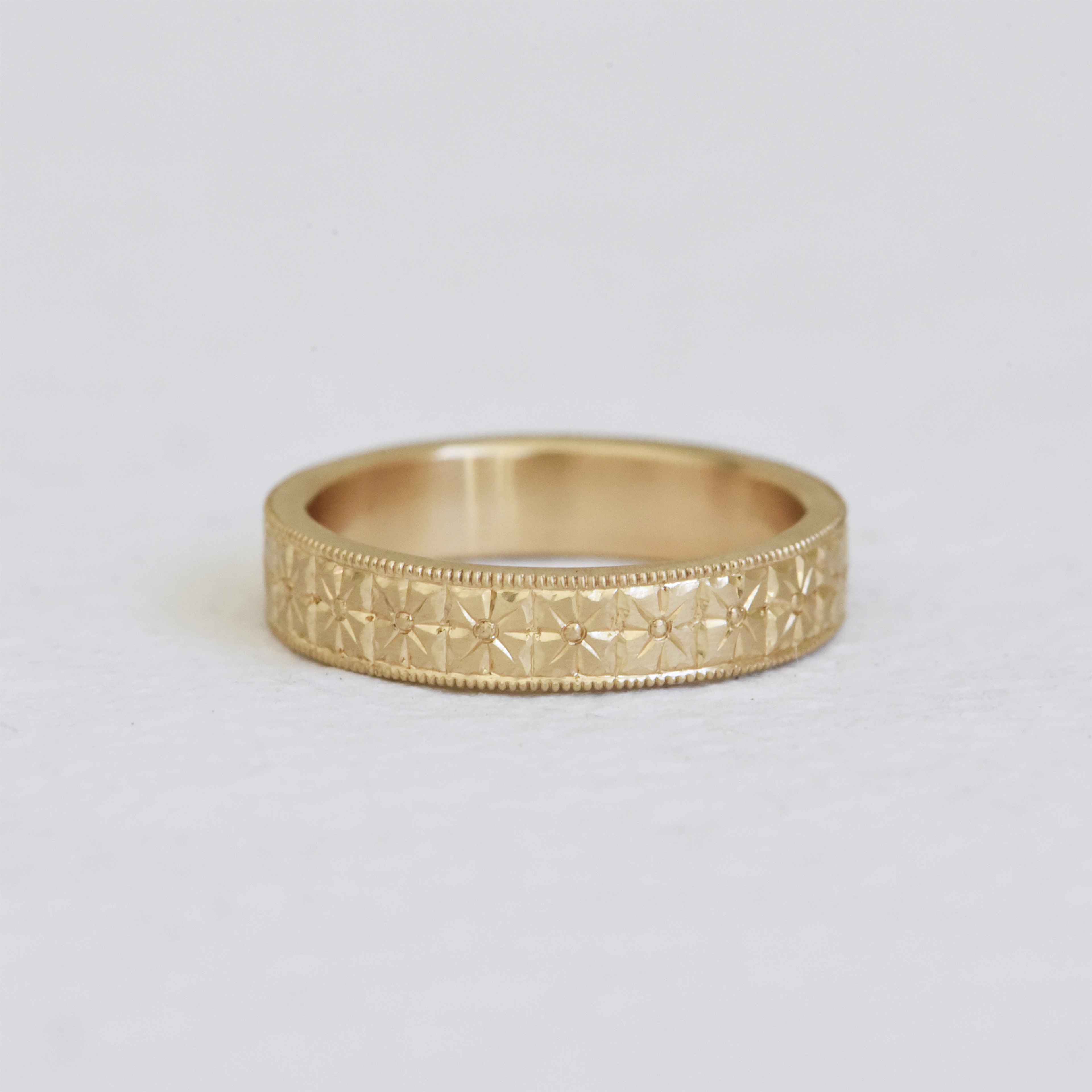 Floral Engraved Band Size 5.25