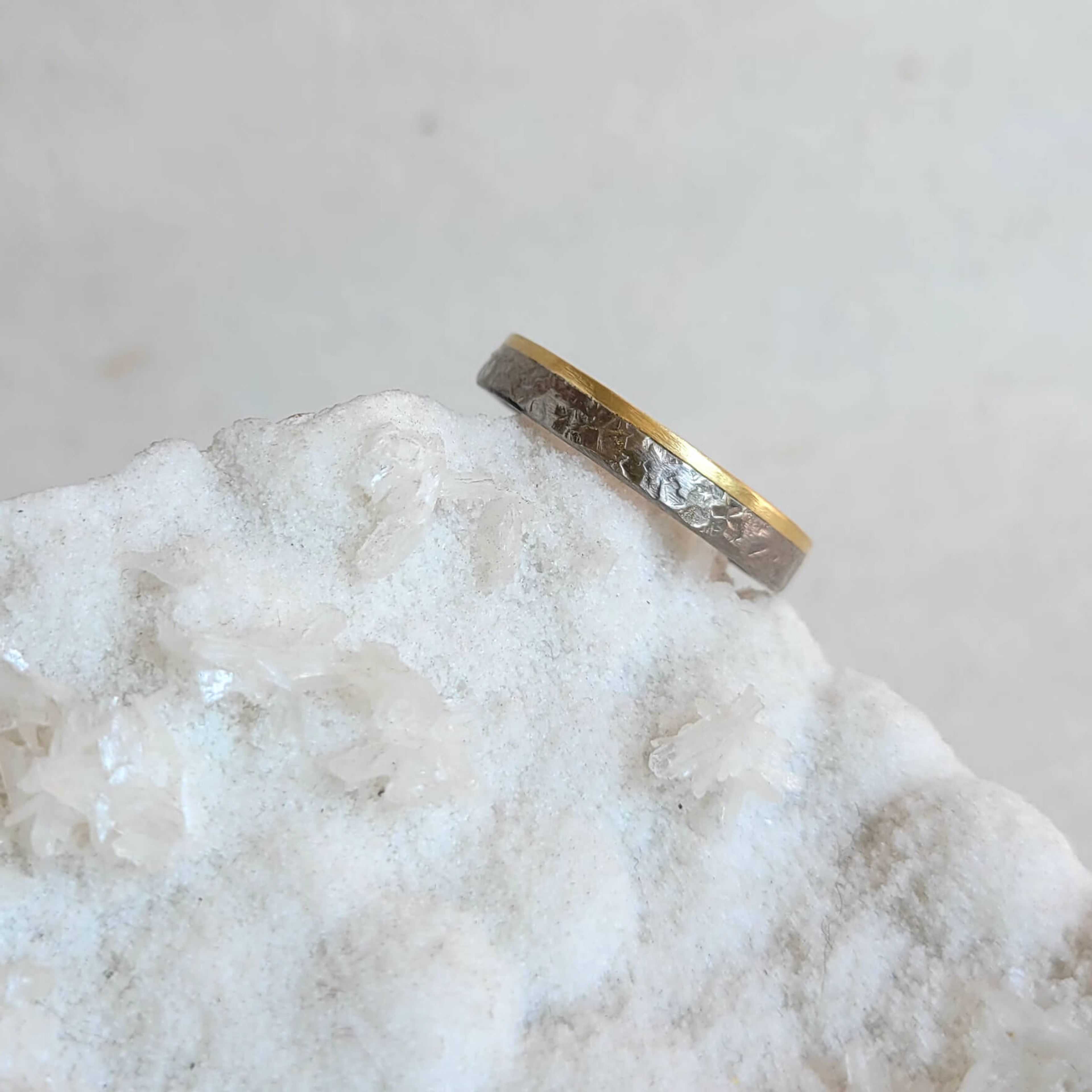 4mm Band in Hammered Palladium and Satin 18k Yellow Gold