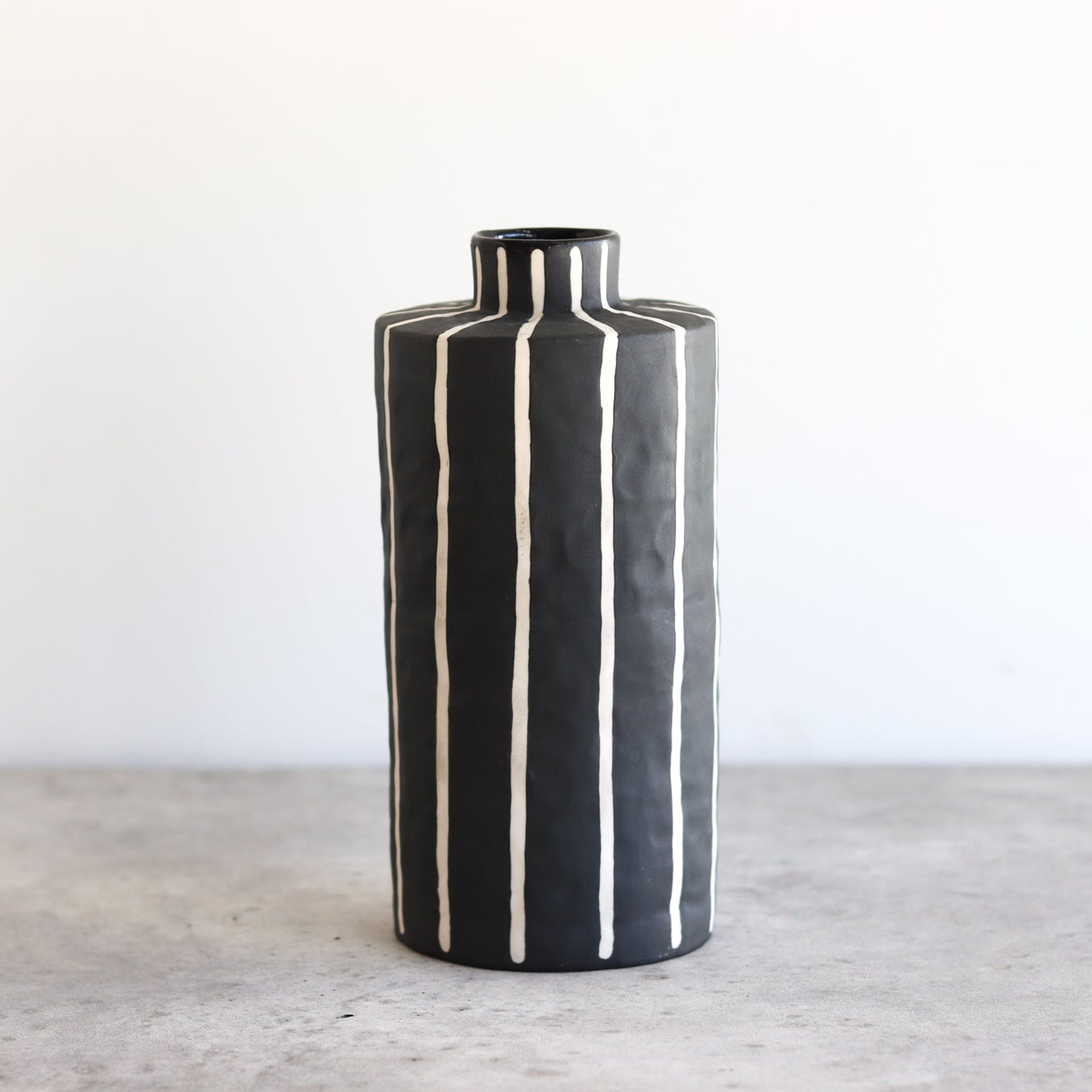 Pinstripe Vase - Black