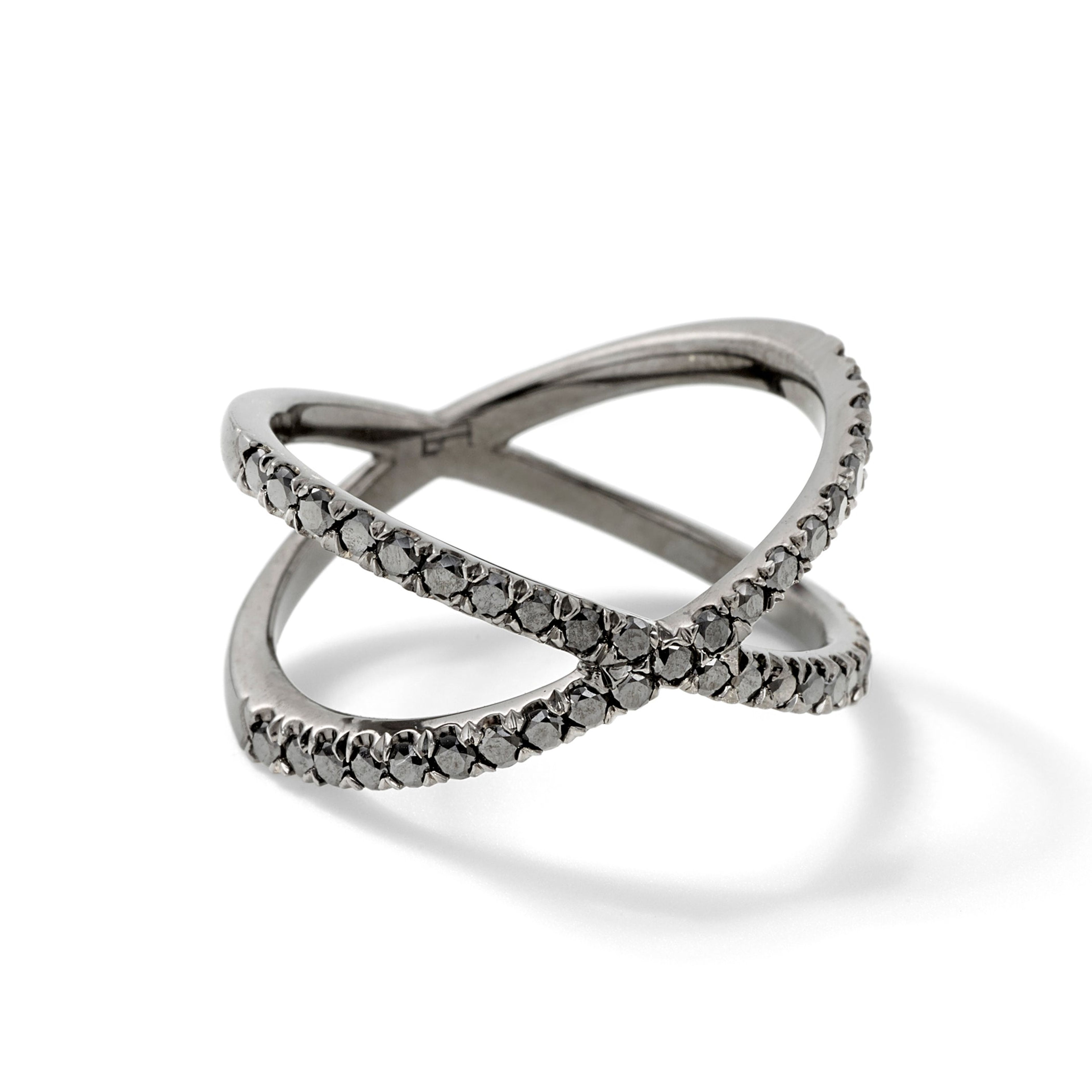 Shorty in 18K Blackened White Gold with Black Diamonds