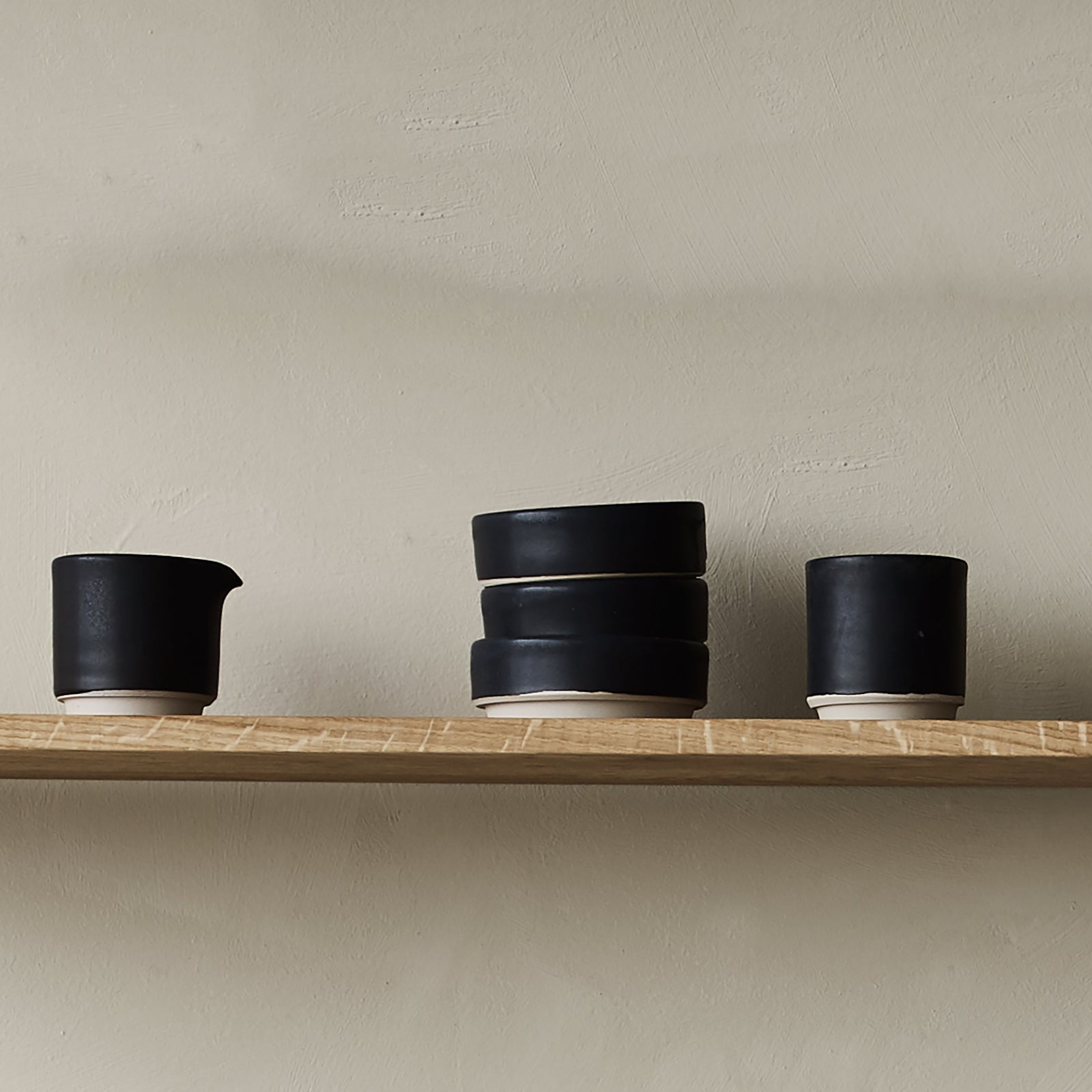 Otto Ceramic Jug | Black | Small
