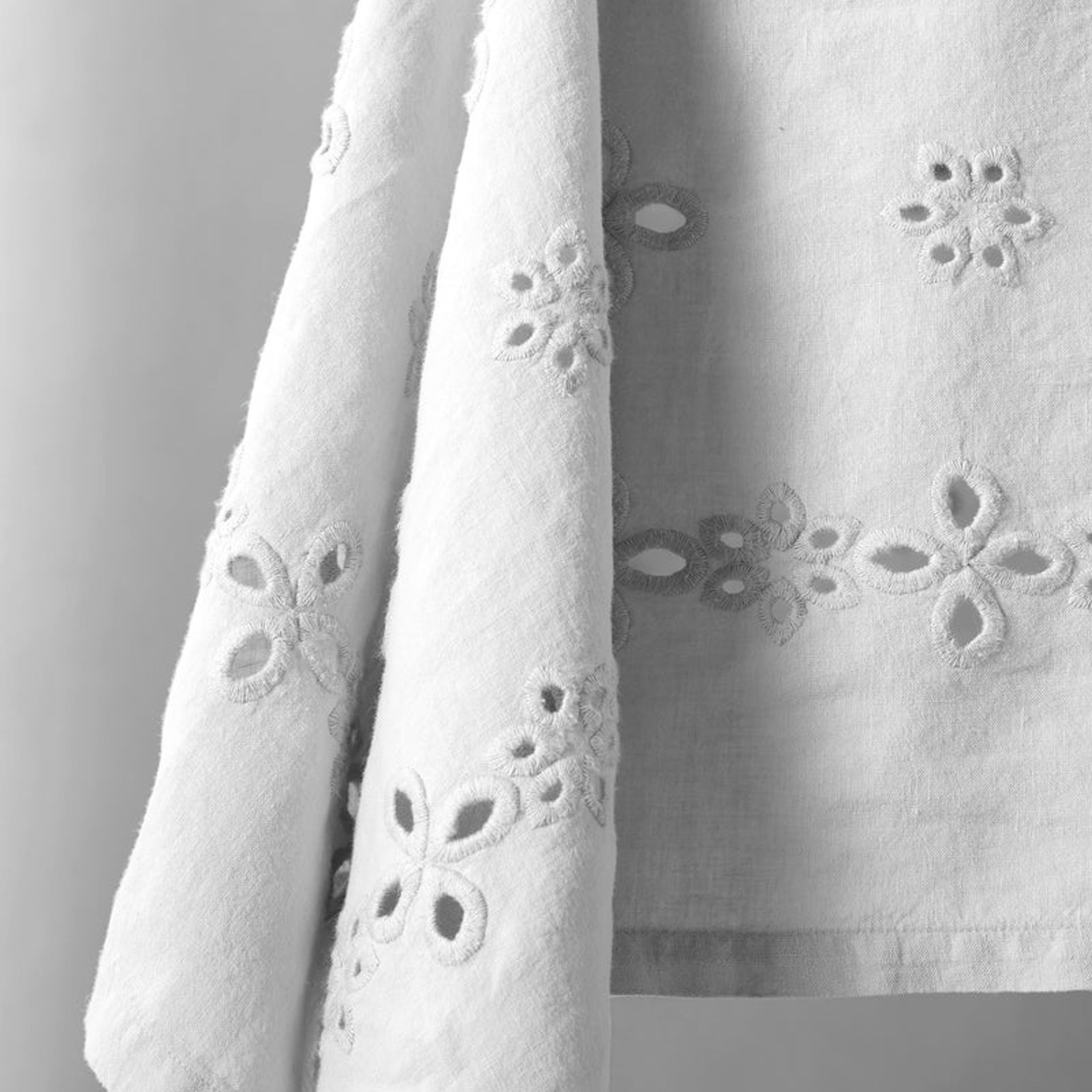 Bijou Tablecloth