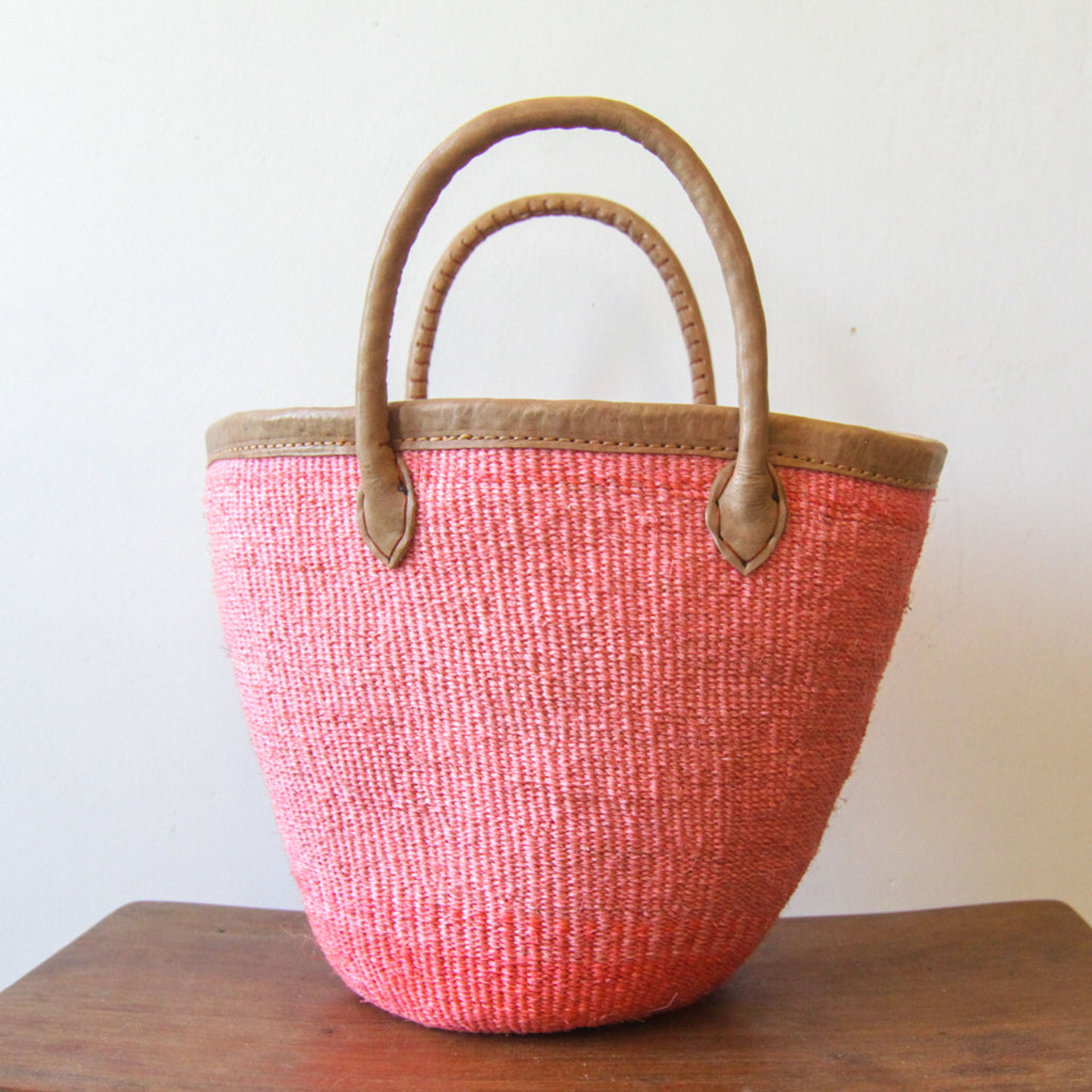 Baby darling . basket bag . leather . sisal . fineweave . one-of-a-kind . 106