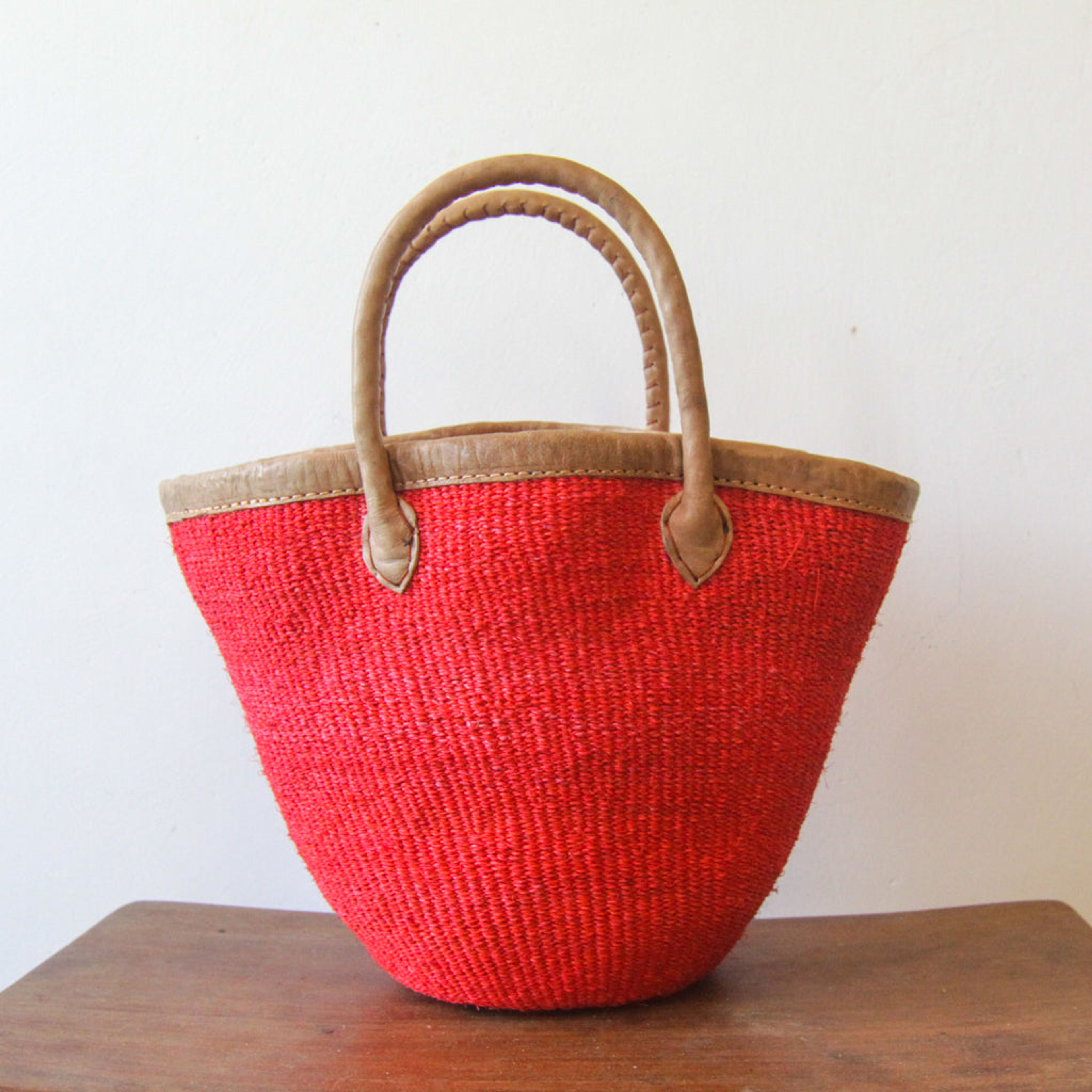 Baby darling . basket bag . leather . sisal . fineweave . one-of-a-kind . 107