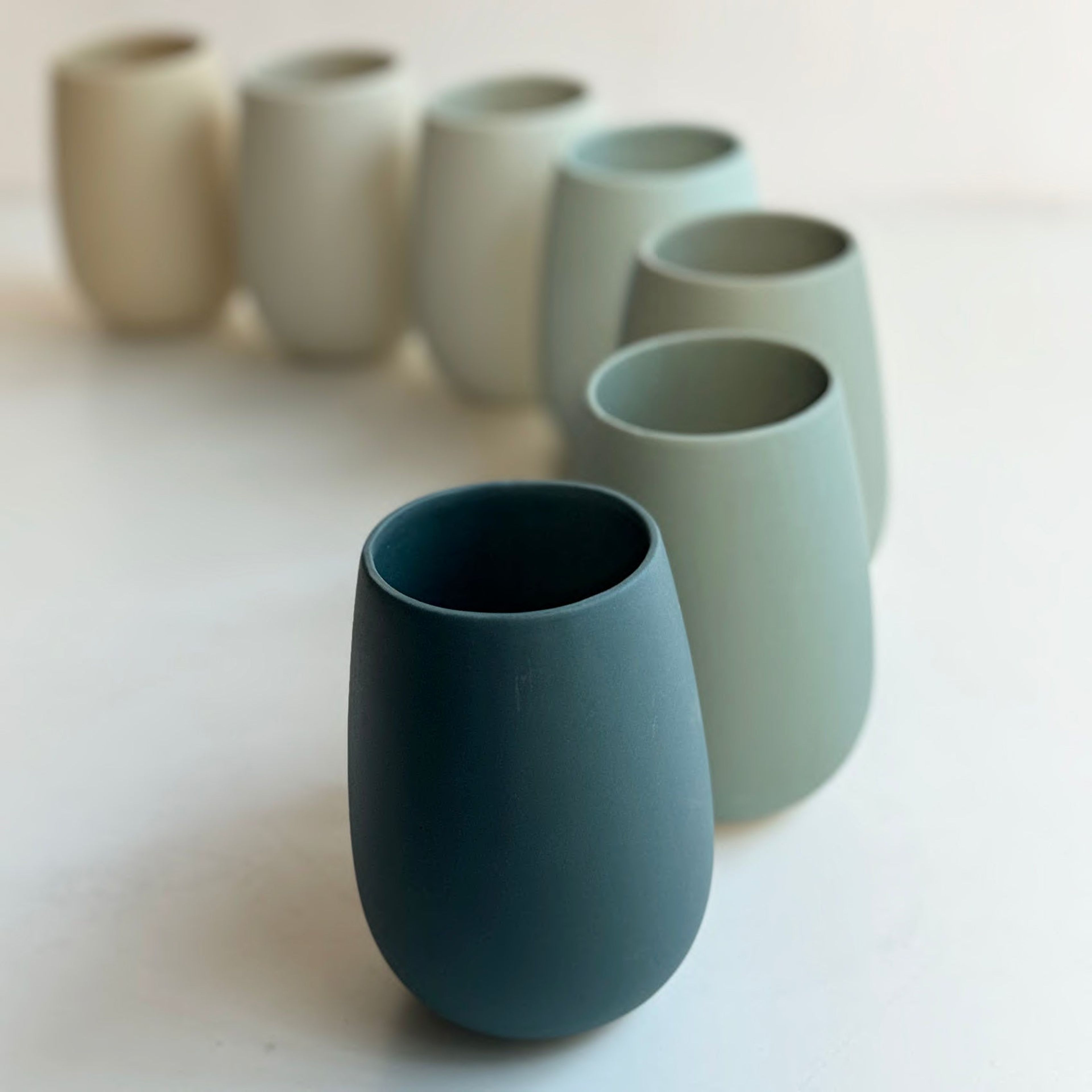 Stoneware Hedy Vase - Green