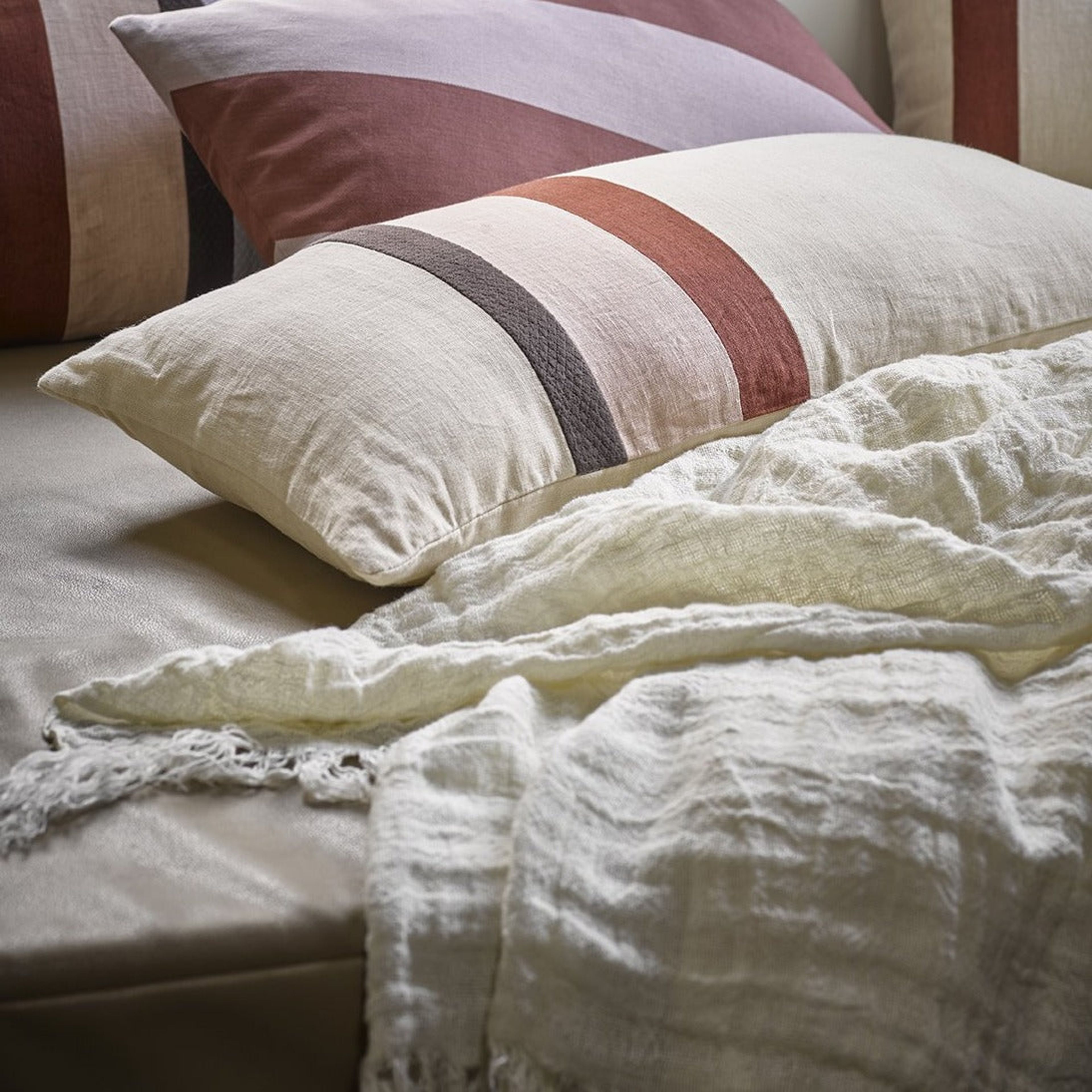 Bedspread - white linen