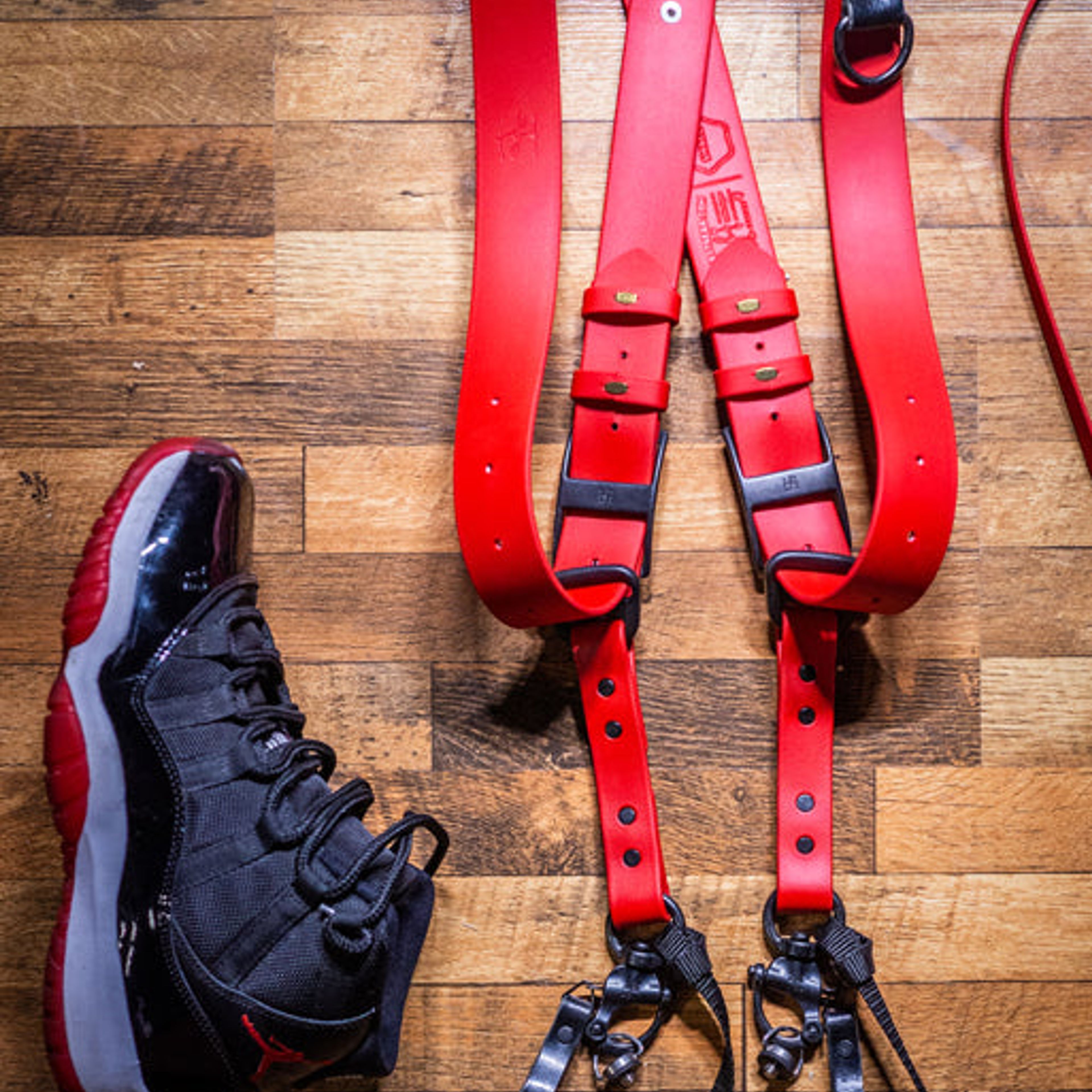 "BRED" Pack (Limited Edition Straps)