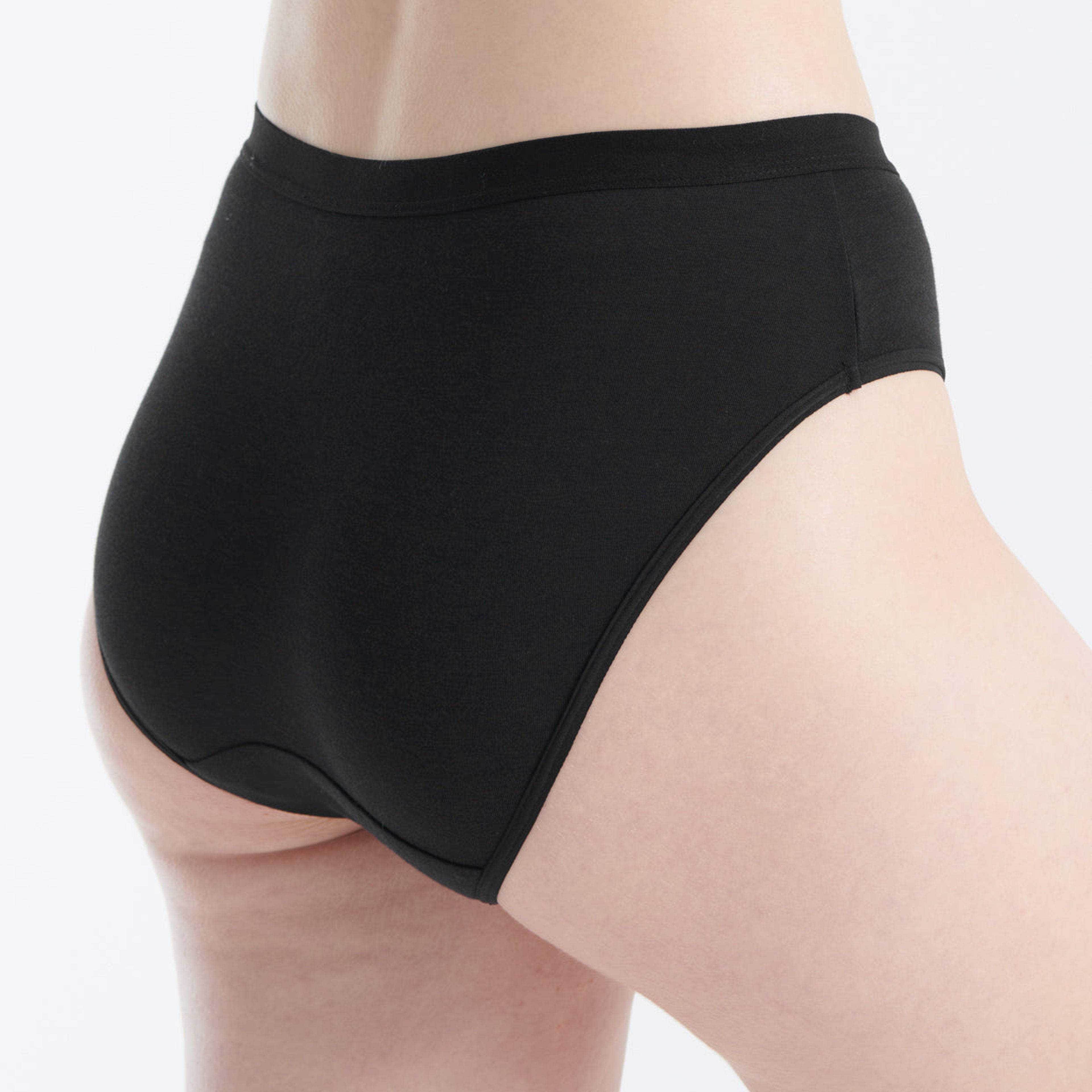 Saalt EveryWEAR Heavy Asorbency Brief Leak Proof Period Underwear