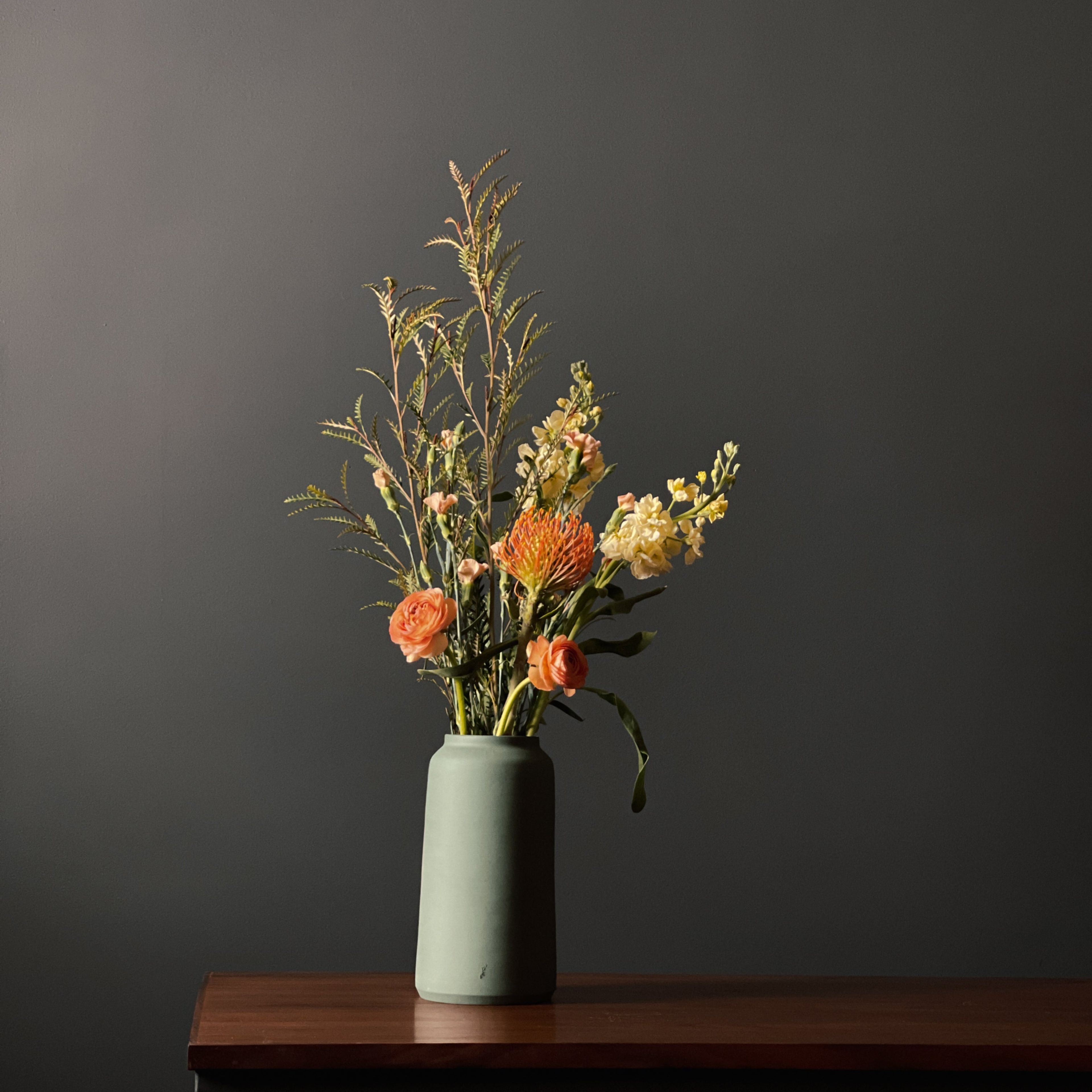 L'insolence - Bouquet vase Large