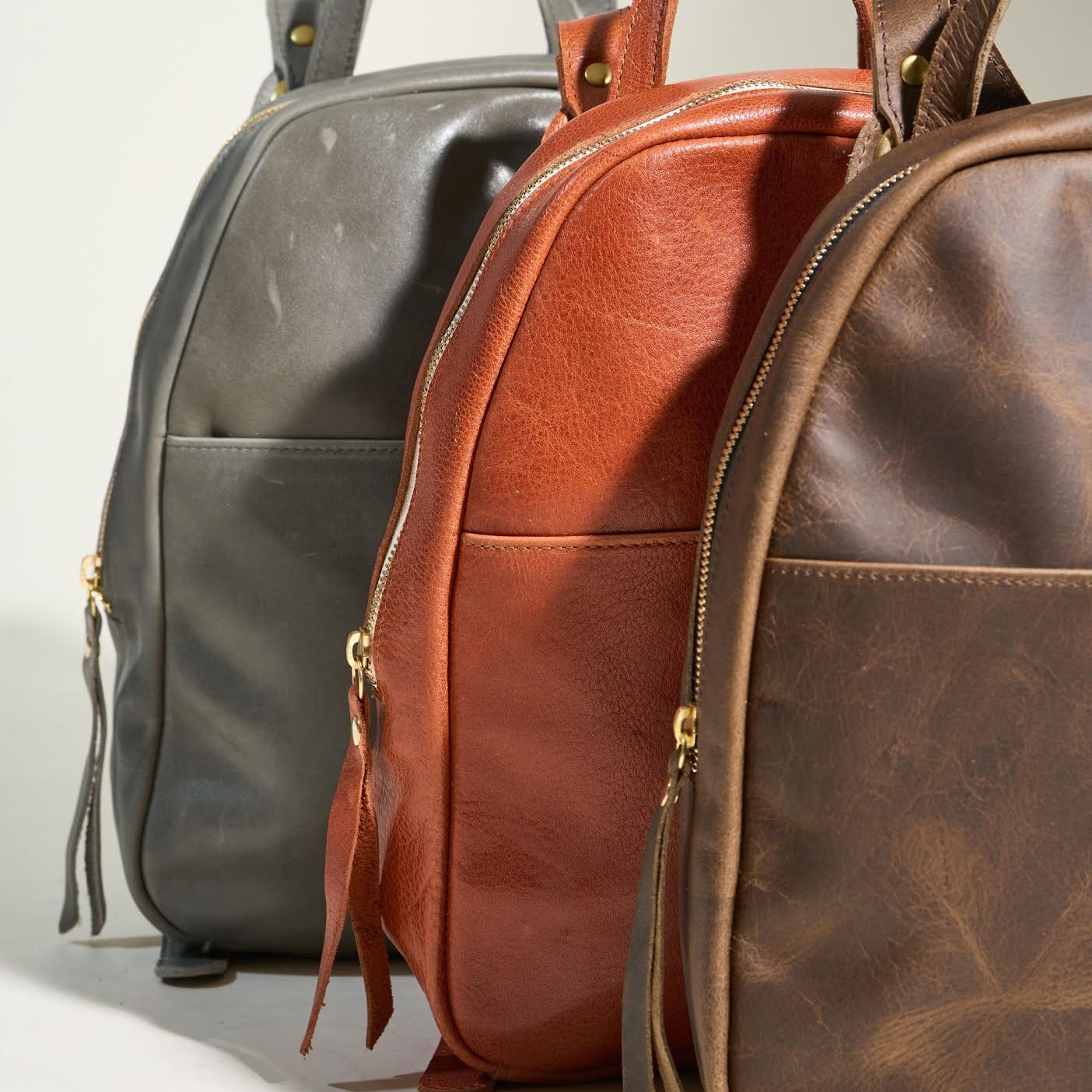 Zippered Backpack - Distressed Brown