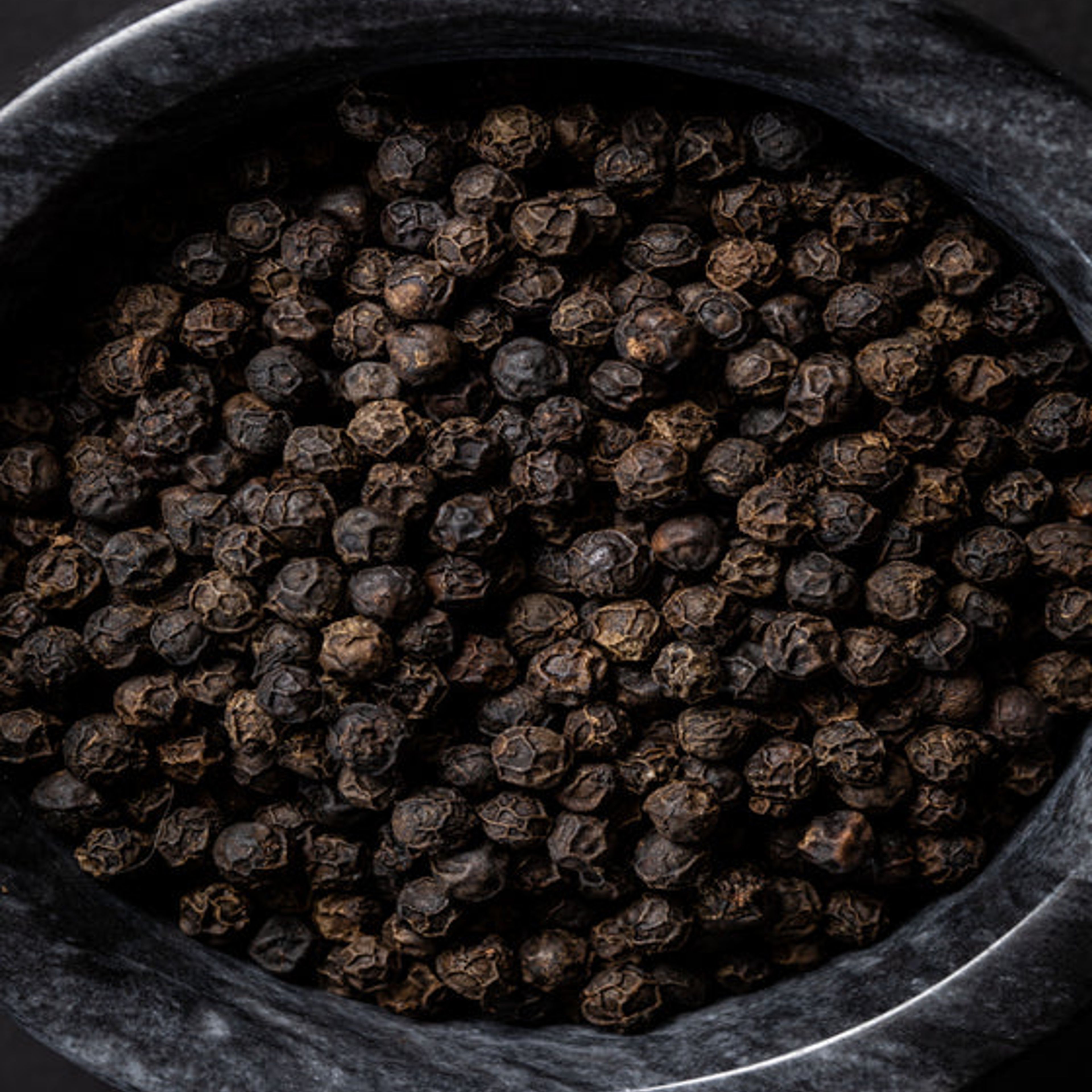 MÄNNKITCHEN Kampot Smoked Black Peppercorns - 50 Grams