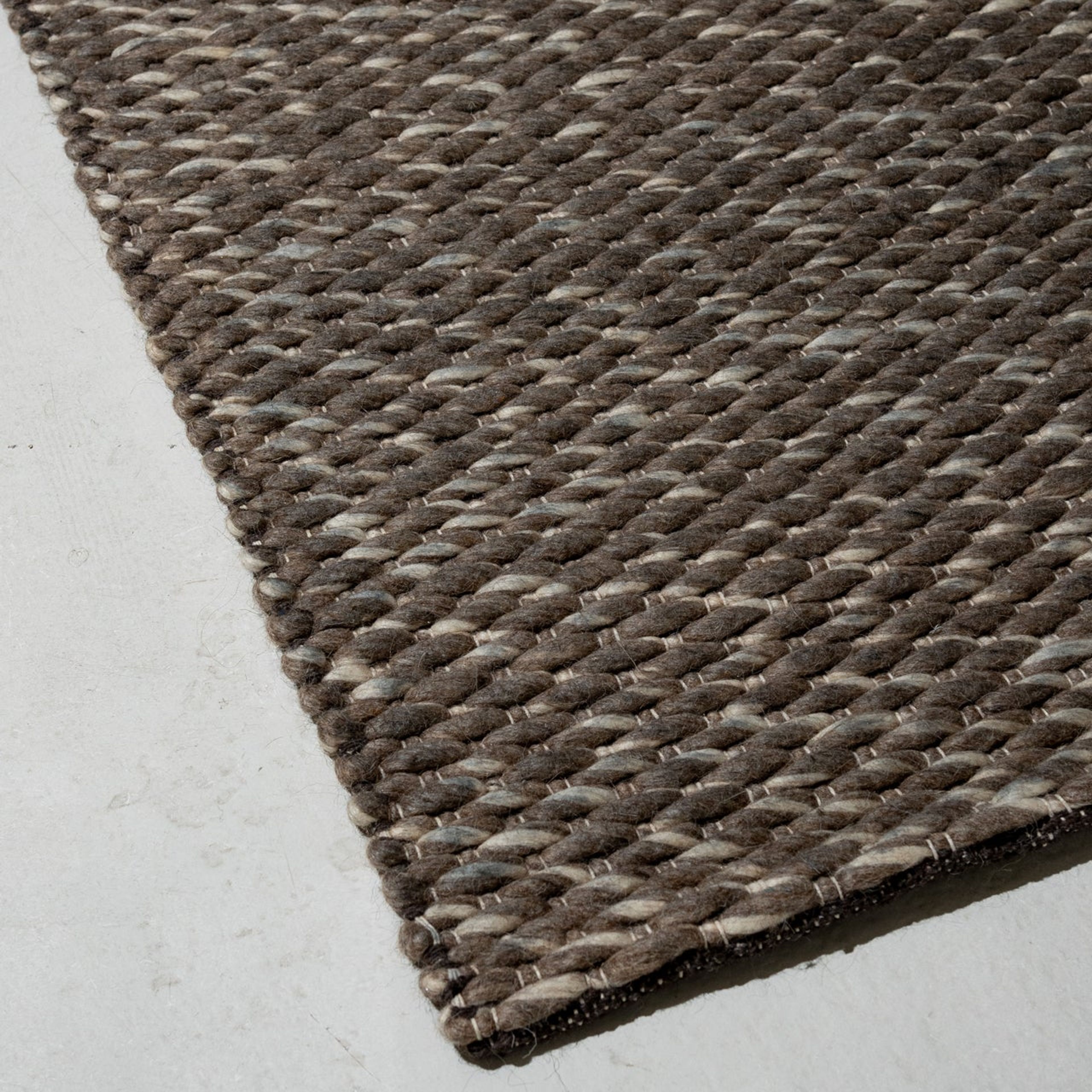 New Zealand Wool Rug, Grey/brown