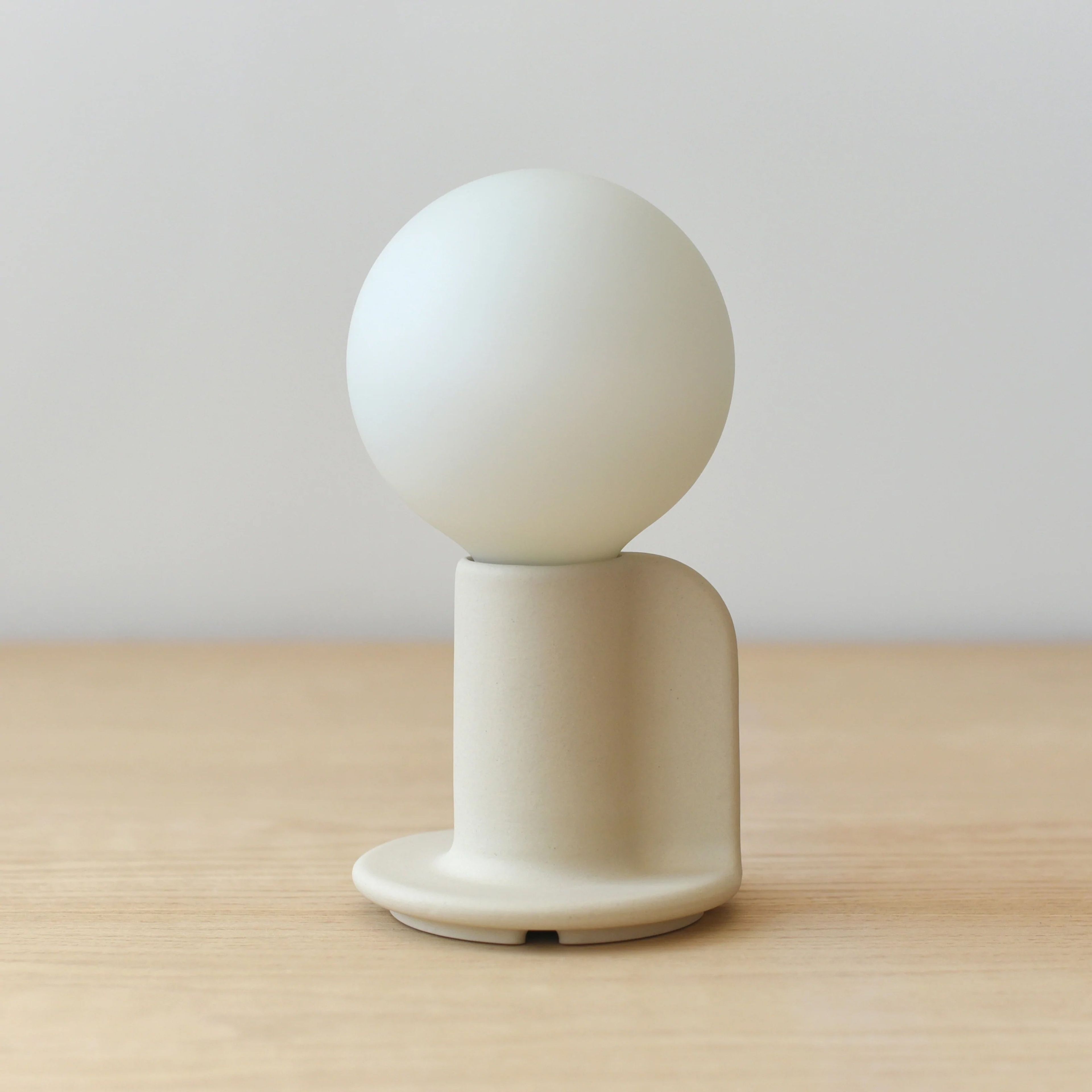 Porcelain III Bulb (By Tala)
