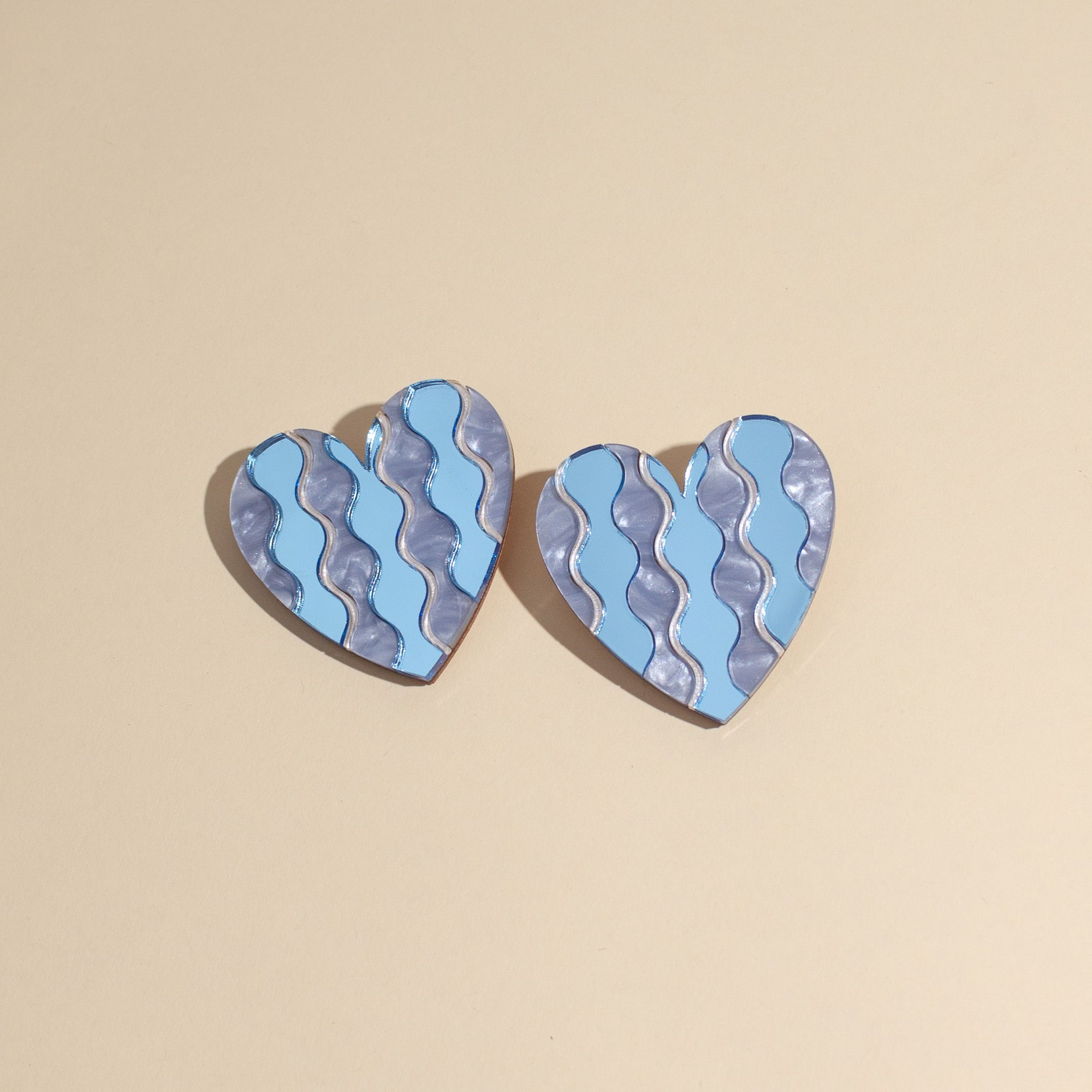 Bisou earrings in Icy Blue