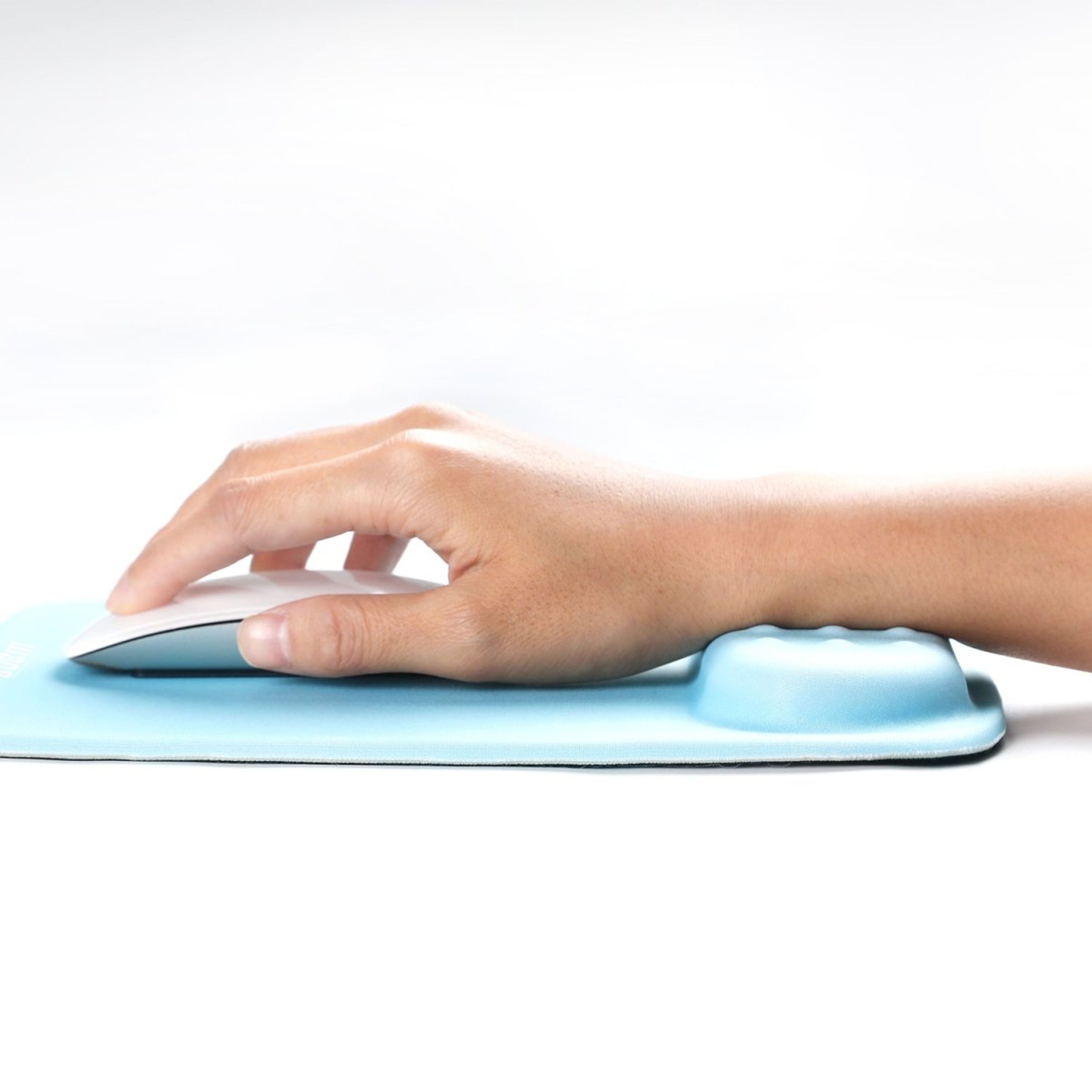 Cloud-Like Comfort Mouse Pad with Wrist Support