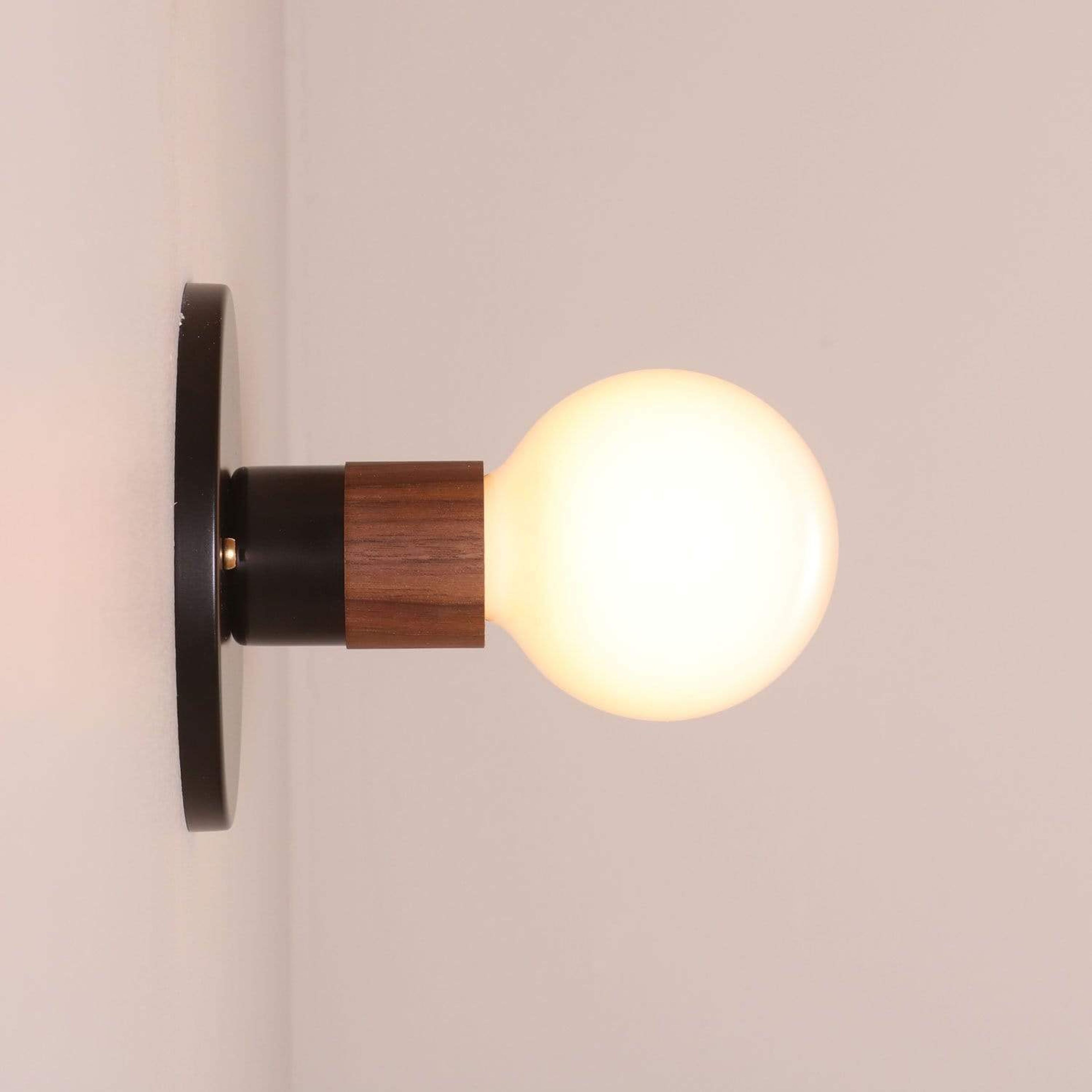 LED frosted globe bulb