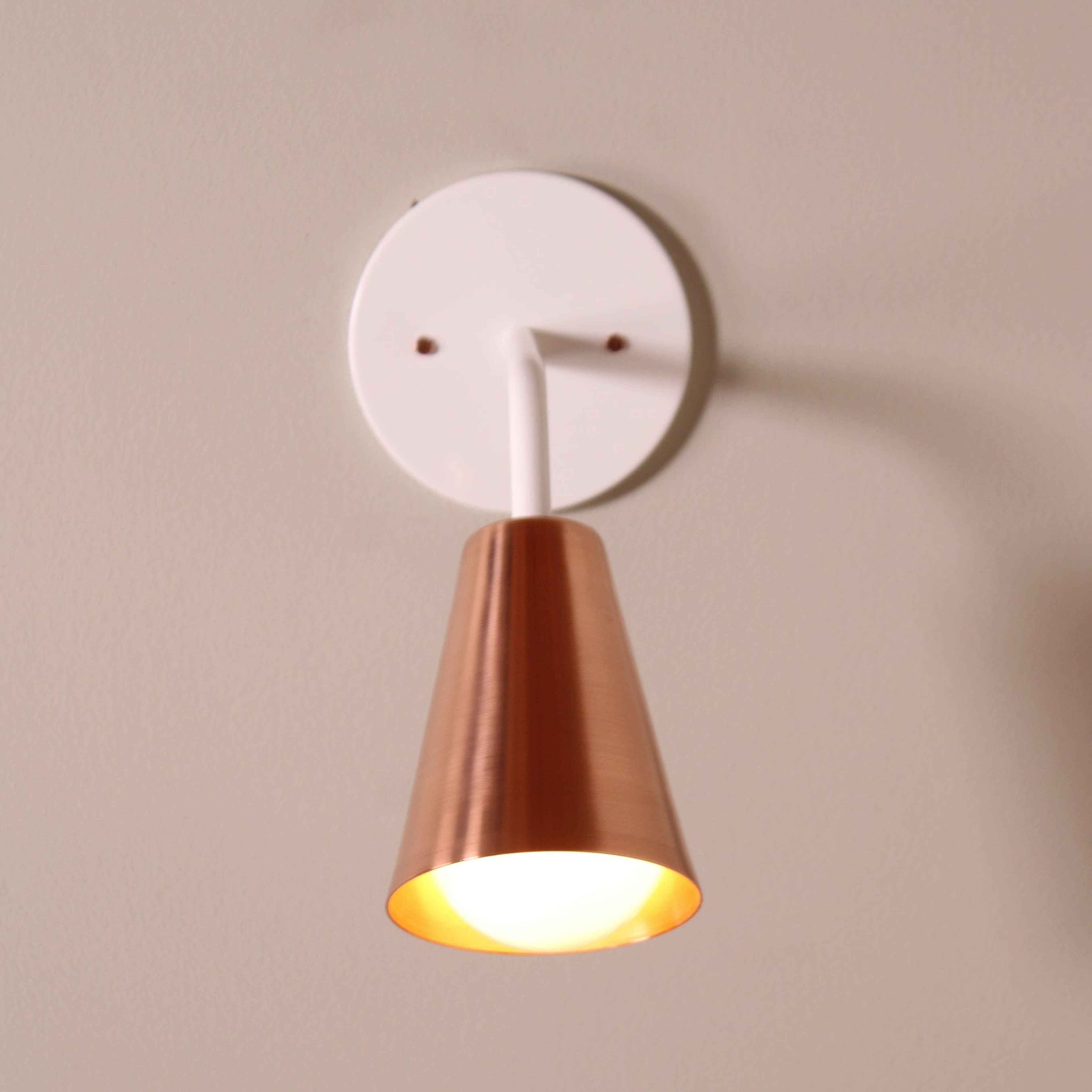 Monte Carlo wall sconce