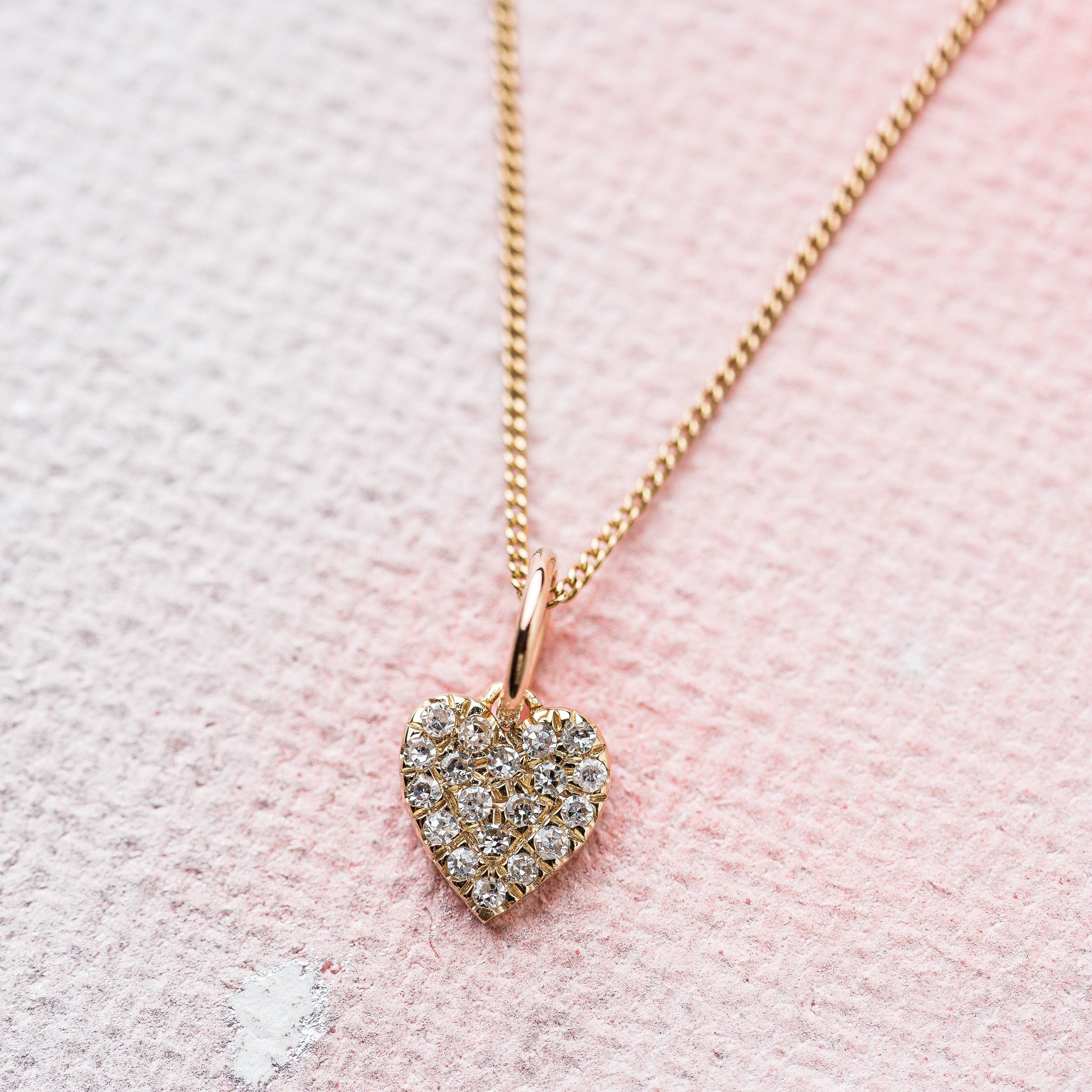 Diamond Pavé Heart Necklace in 14k Gold