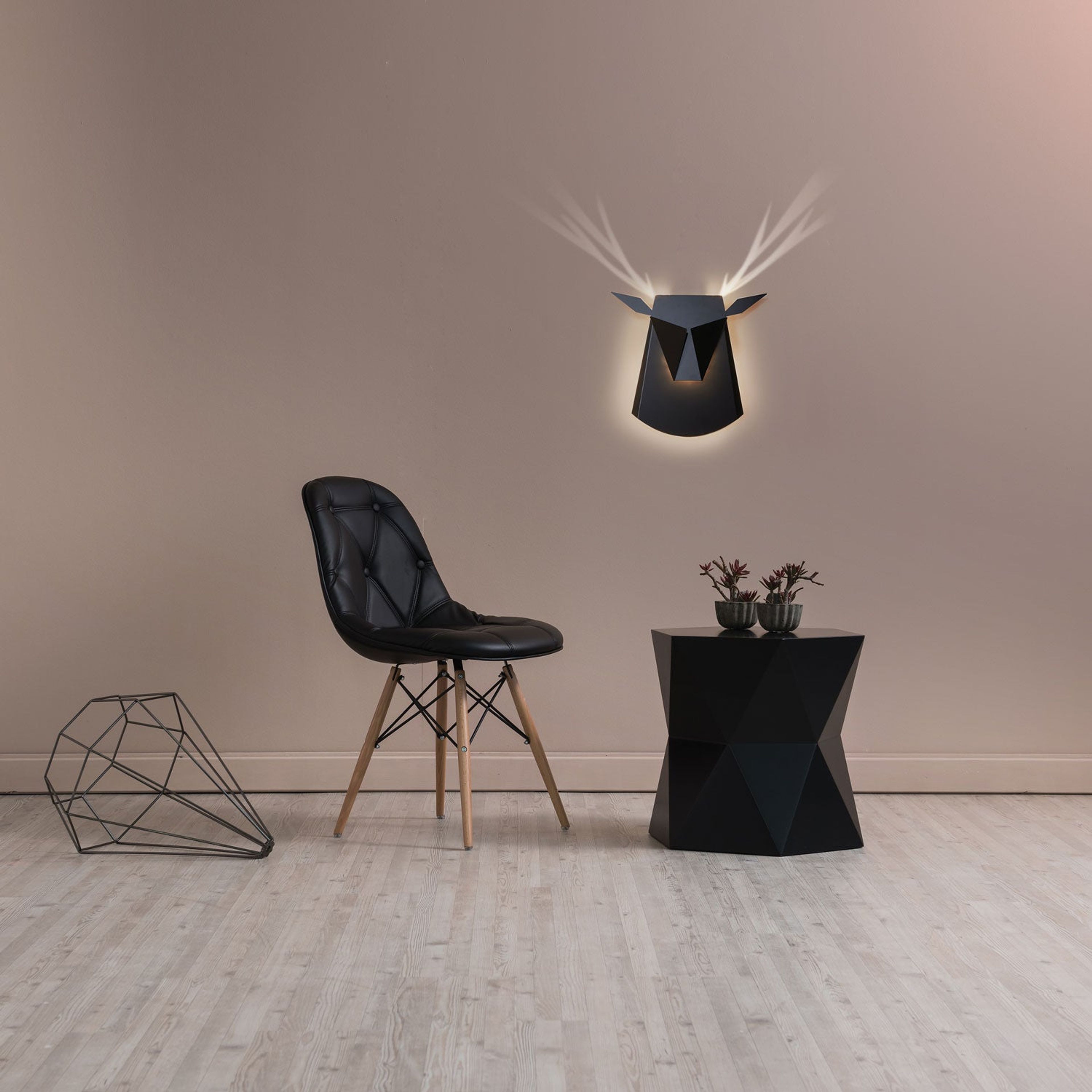 Black Aluminum Deer Head LED Light Fixture