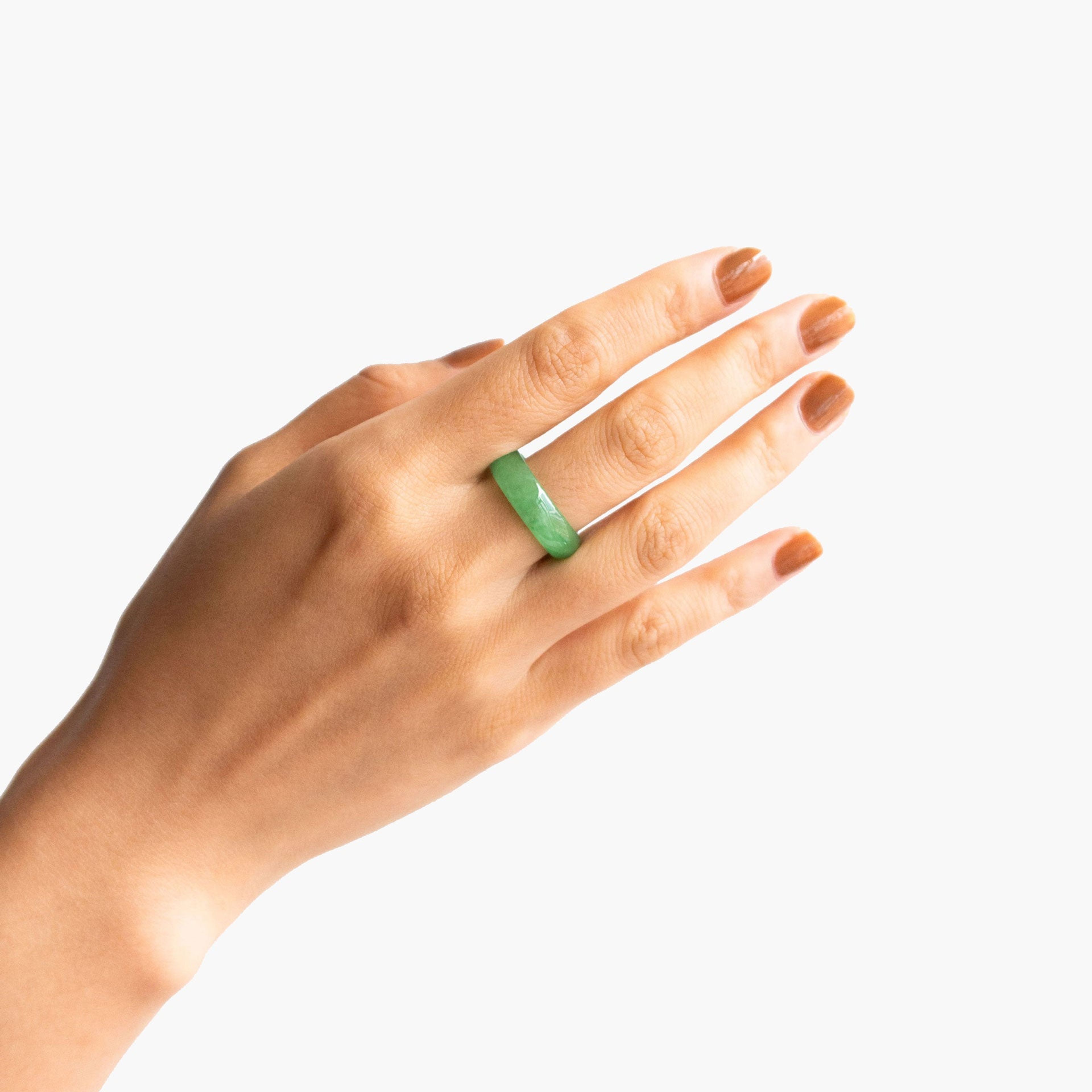 zZ — Imperial green jade ring