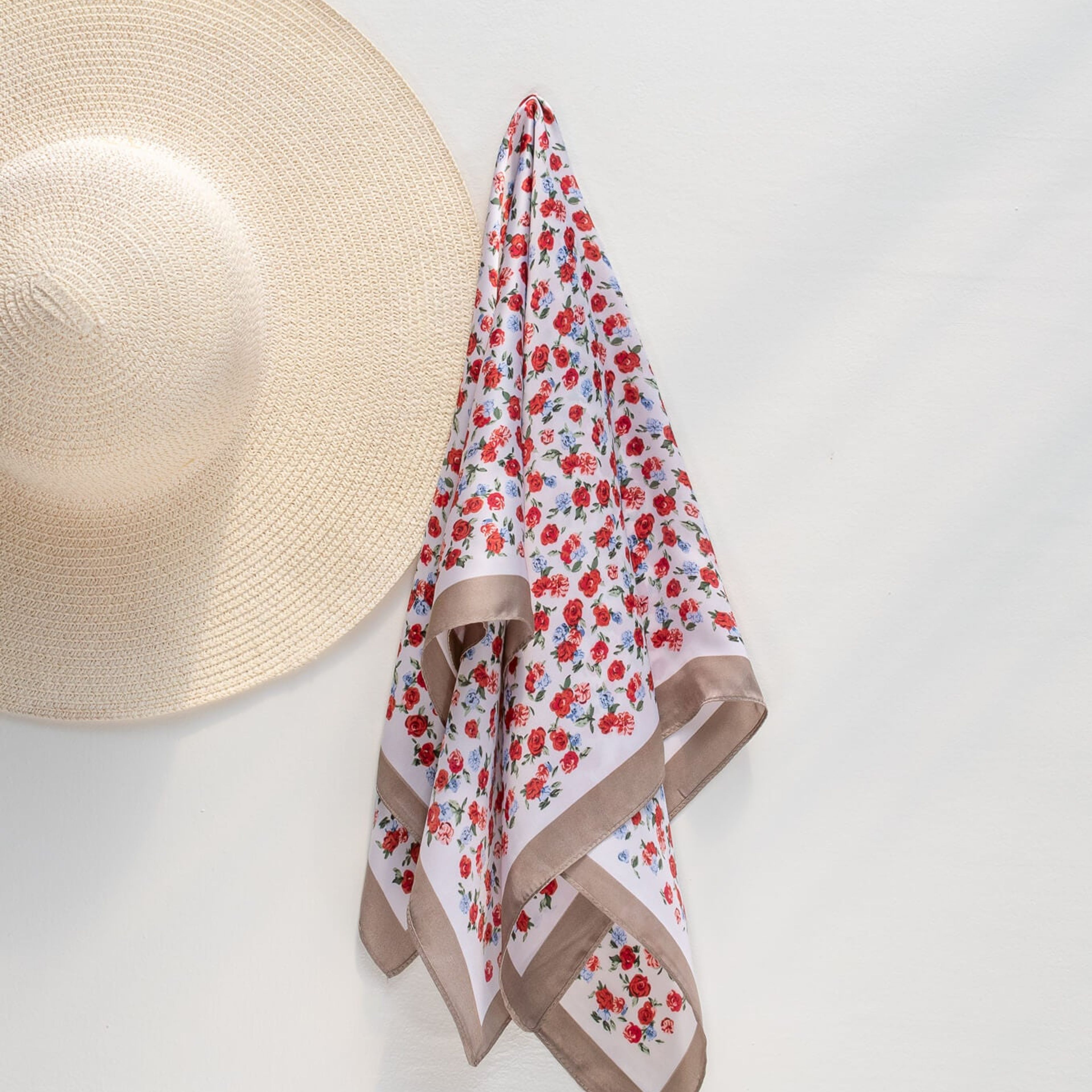 Cérilly Rose Print Scarf - White