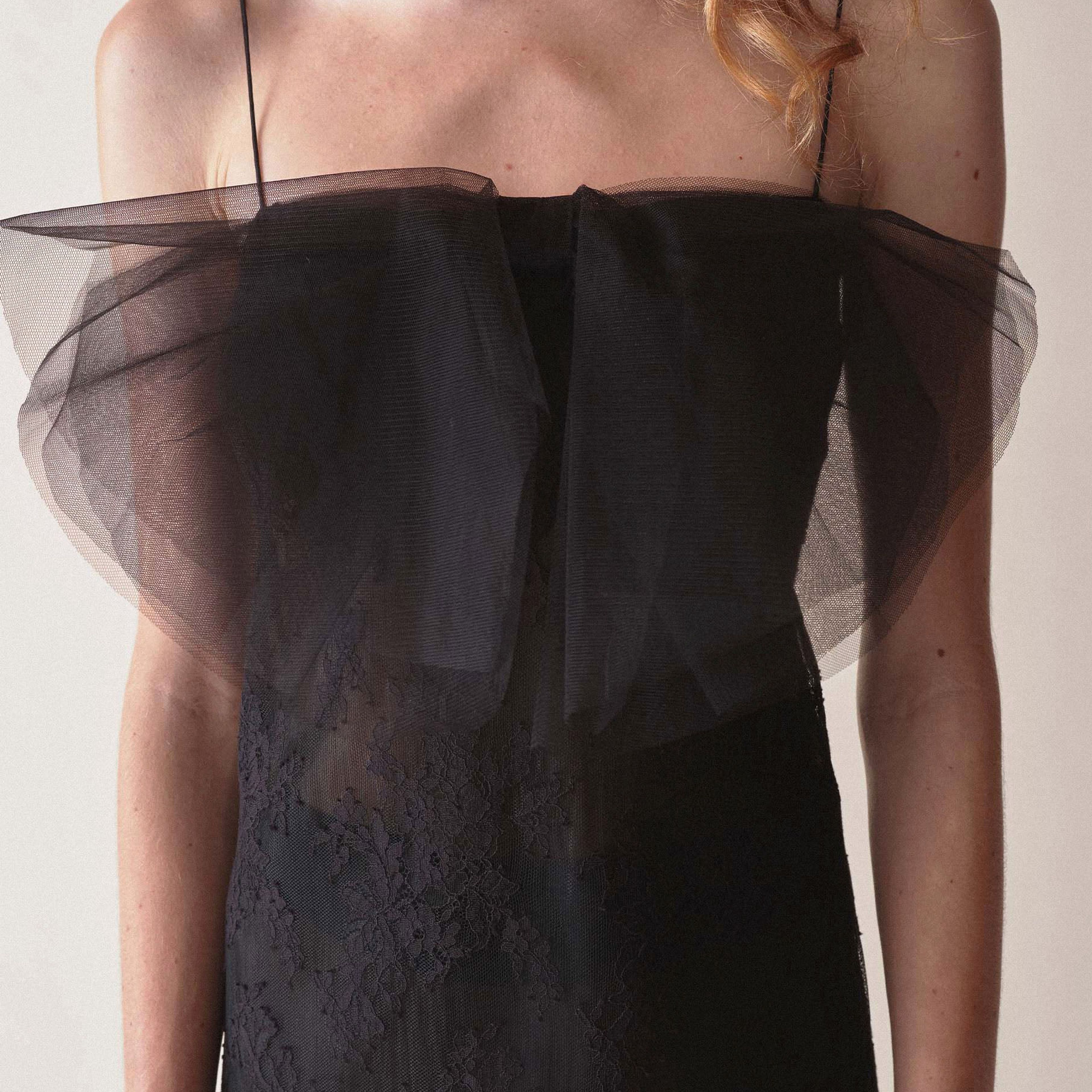 Aurina Dress -- Black