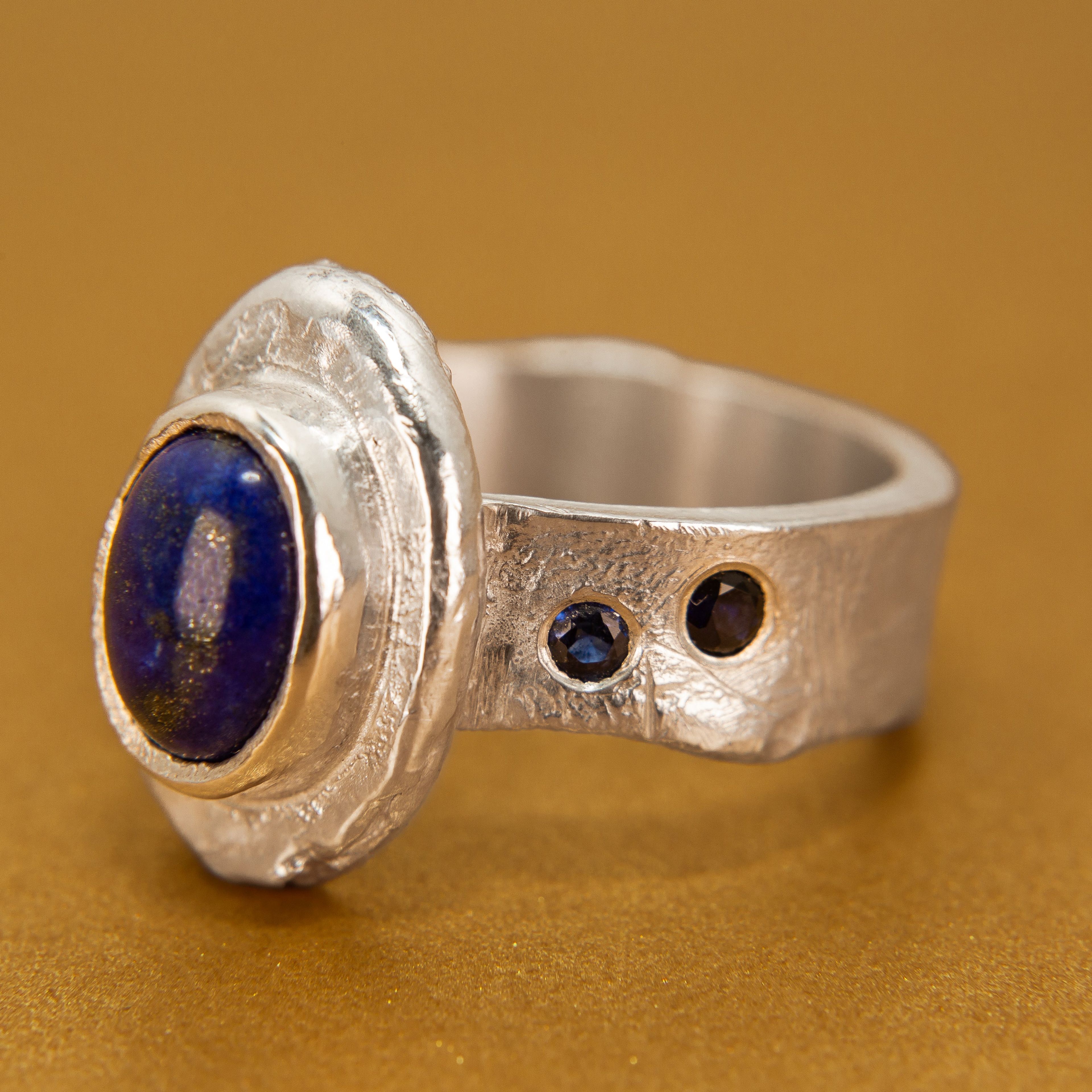 Amulet Ring in Silver | Lapis Lazuli + Sapphire