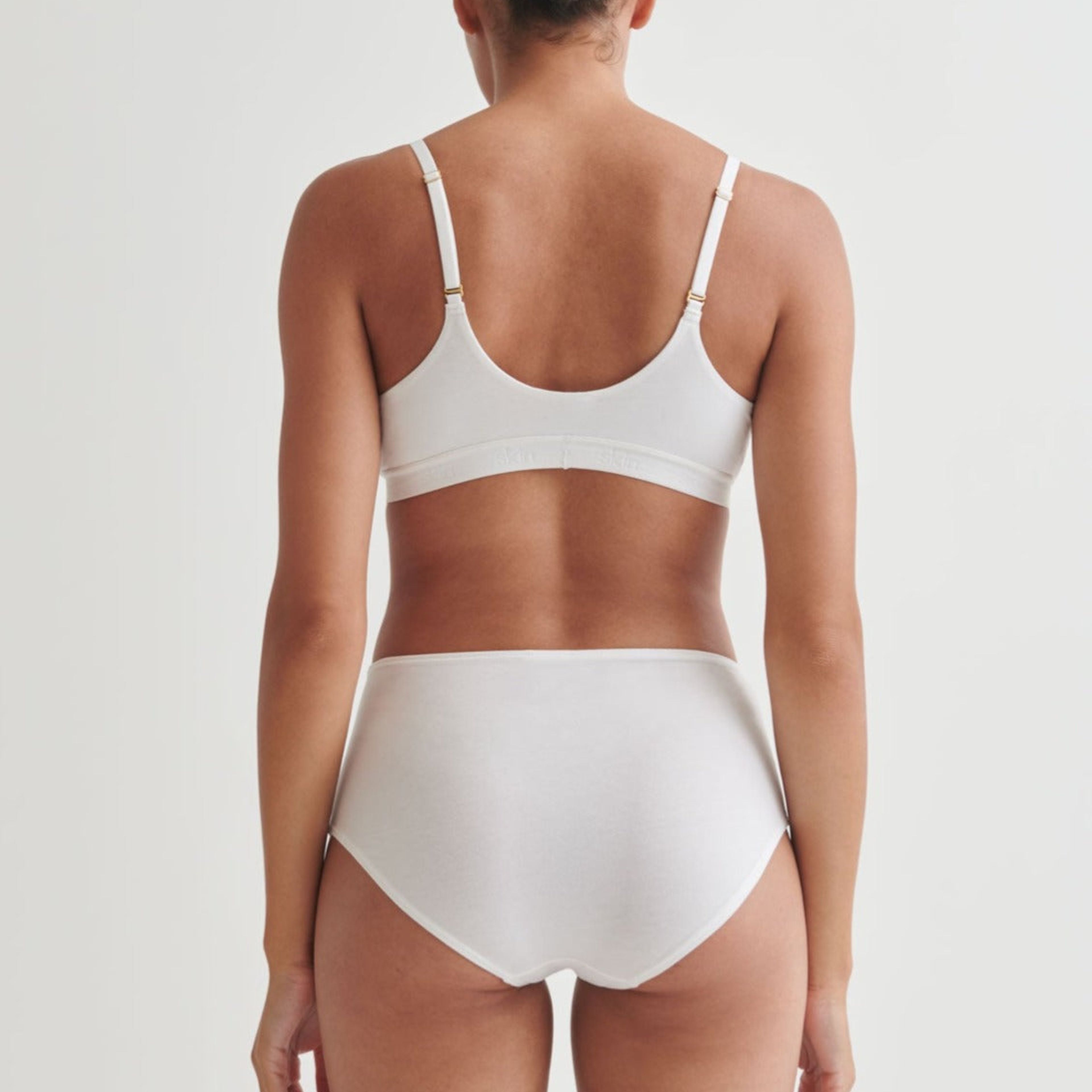 Women's Whipped Cropped A-Top in White