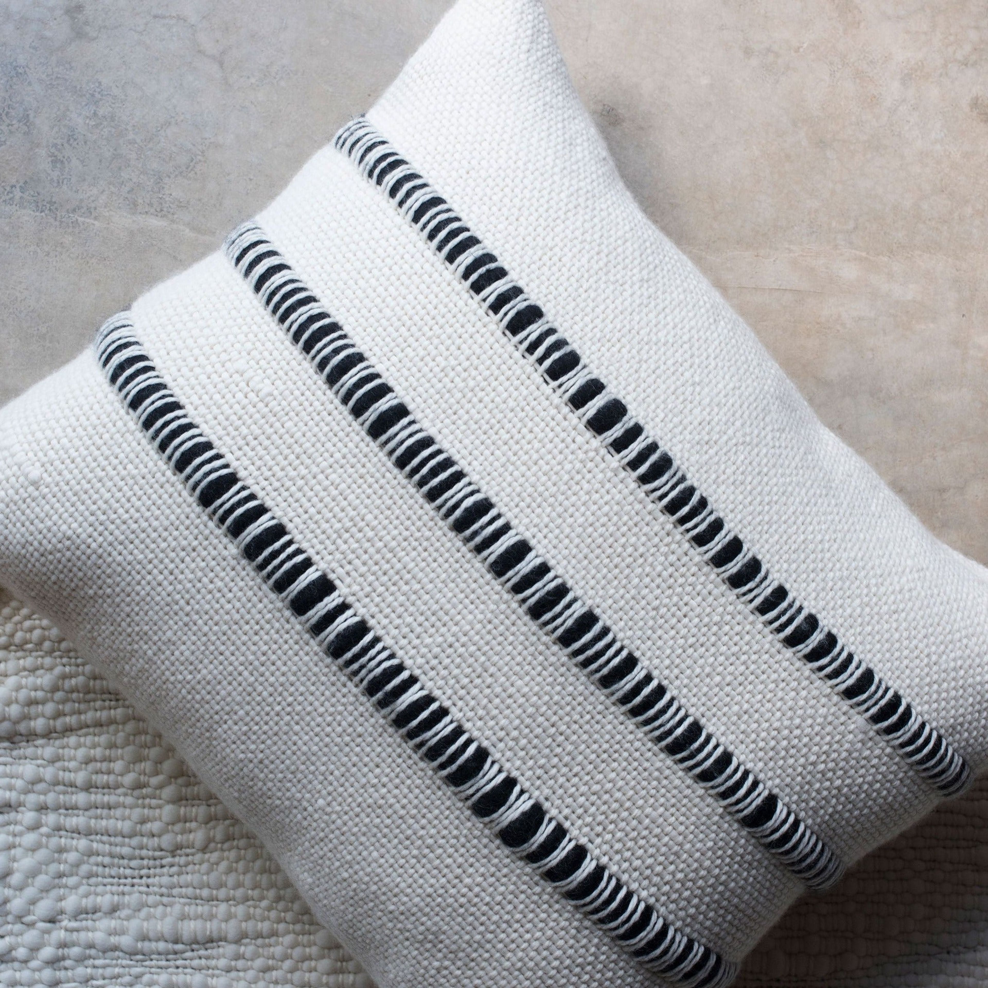 Textured Pillow Cover in Merino Wool Black & Cream 19x23 Apolo