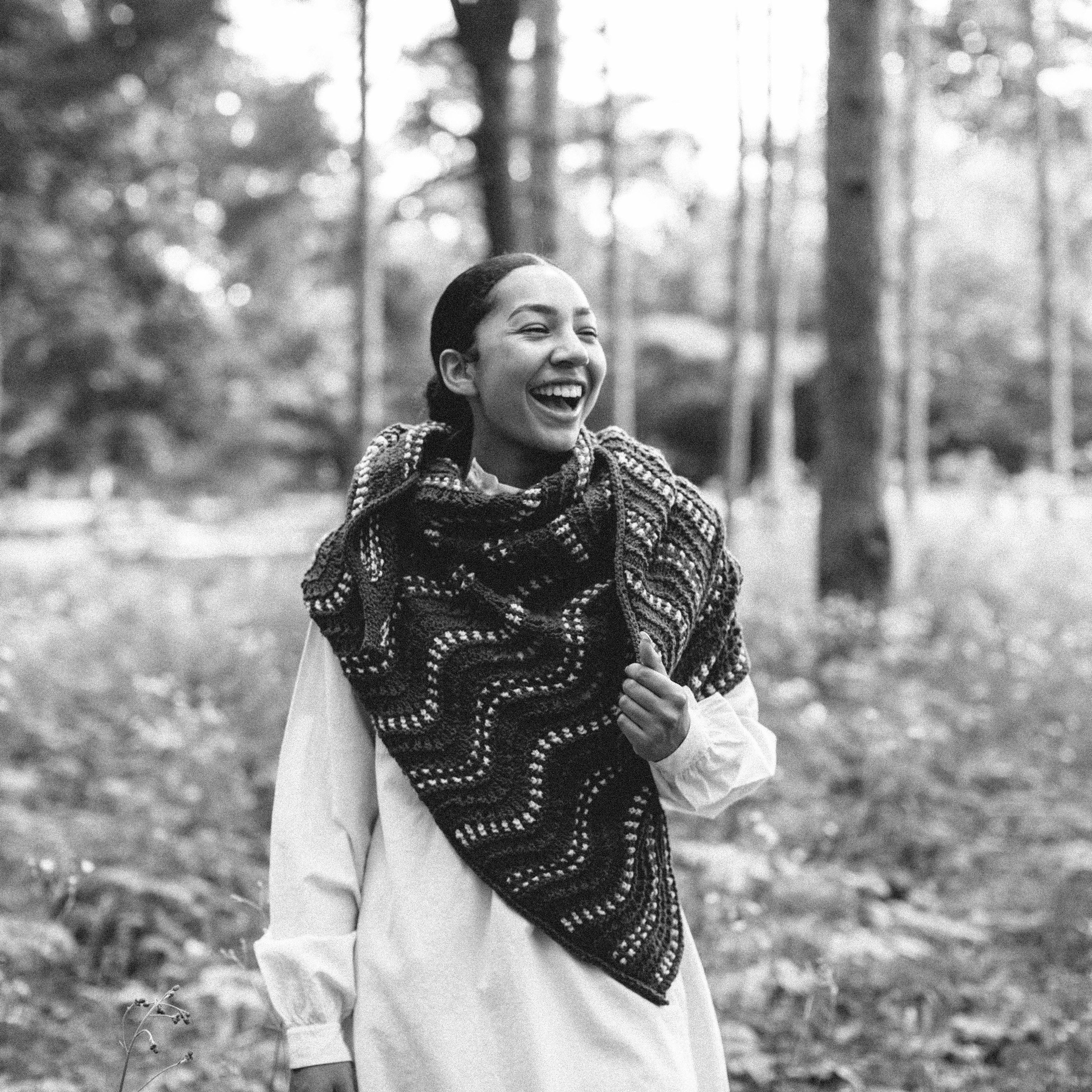 Continuous Wave Shawl