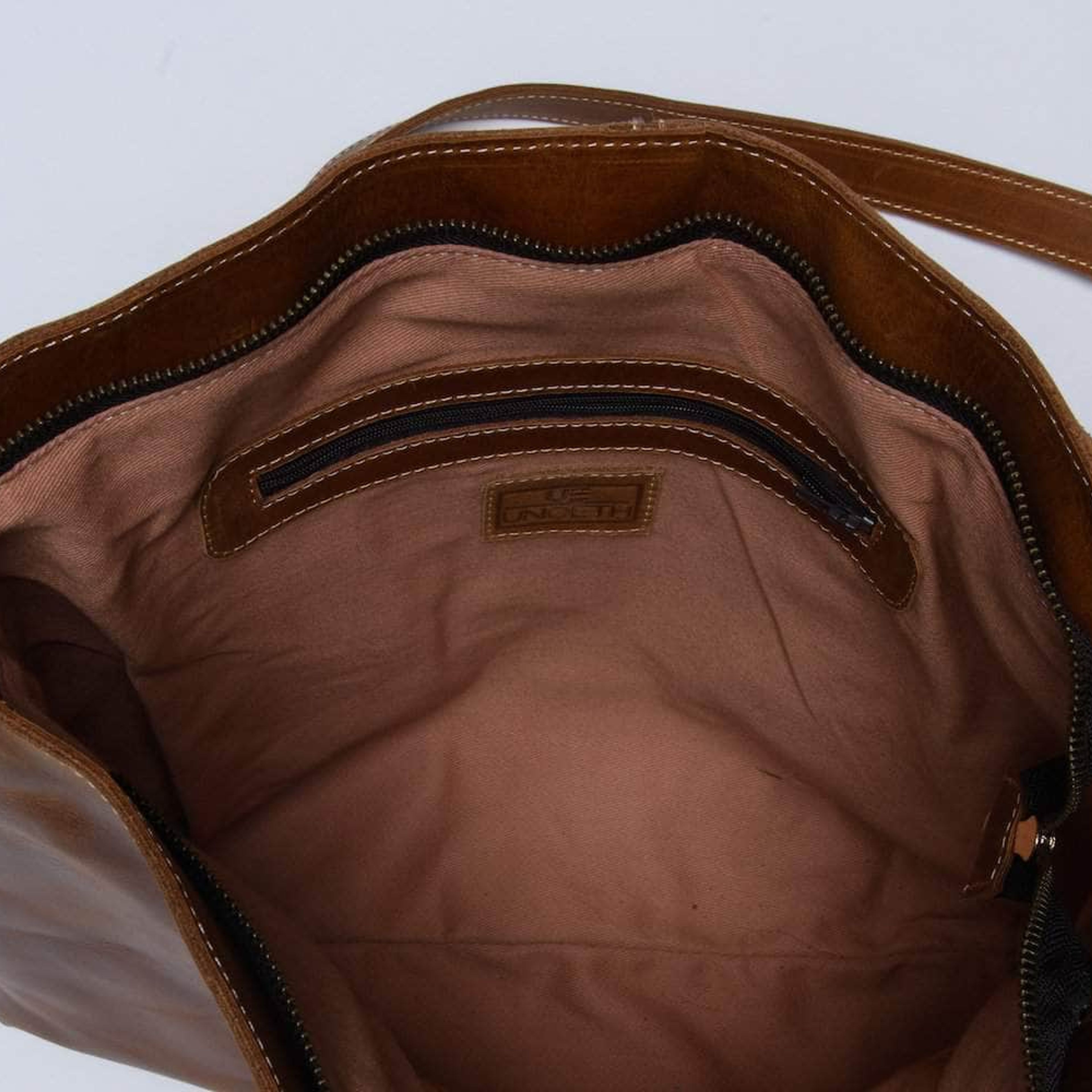 Telak Leather Messenger Bag - Almond Brown