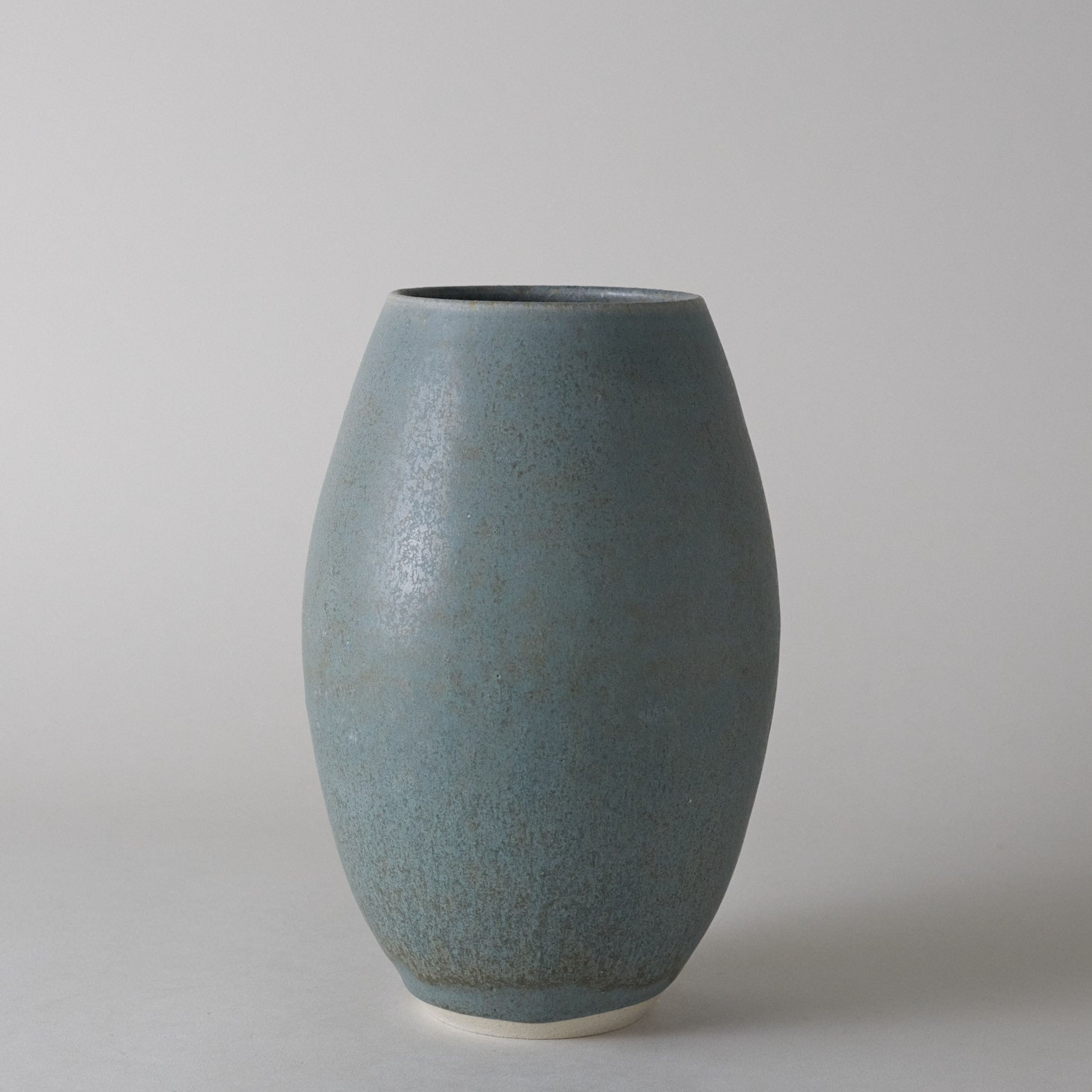 Oval Vase in Lake Blue