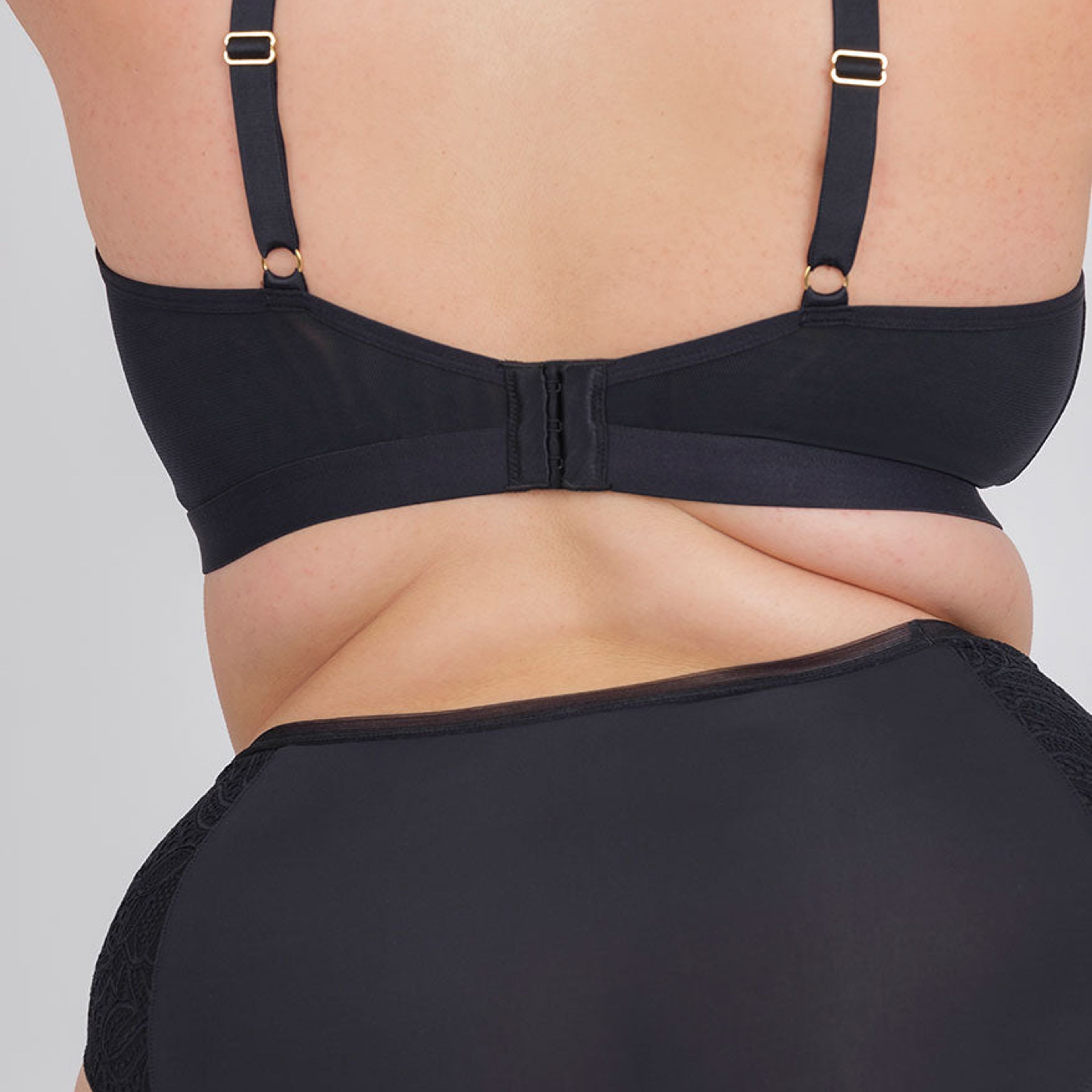 Negative Underwear Sieve Triangle Bra Custom 2-Pack on Marmalade
