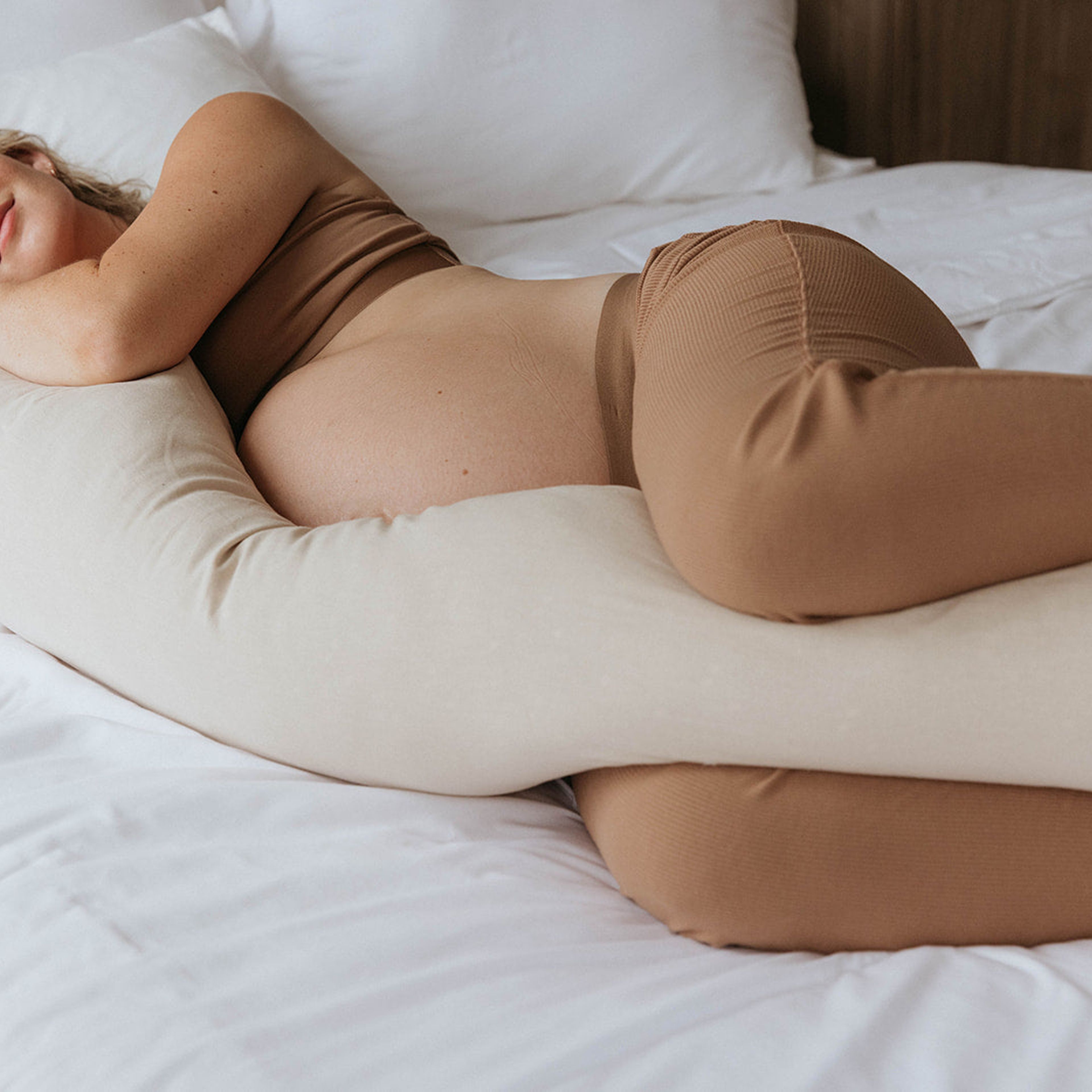 Sparrow - Maternity Pillow Cover