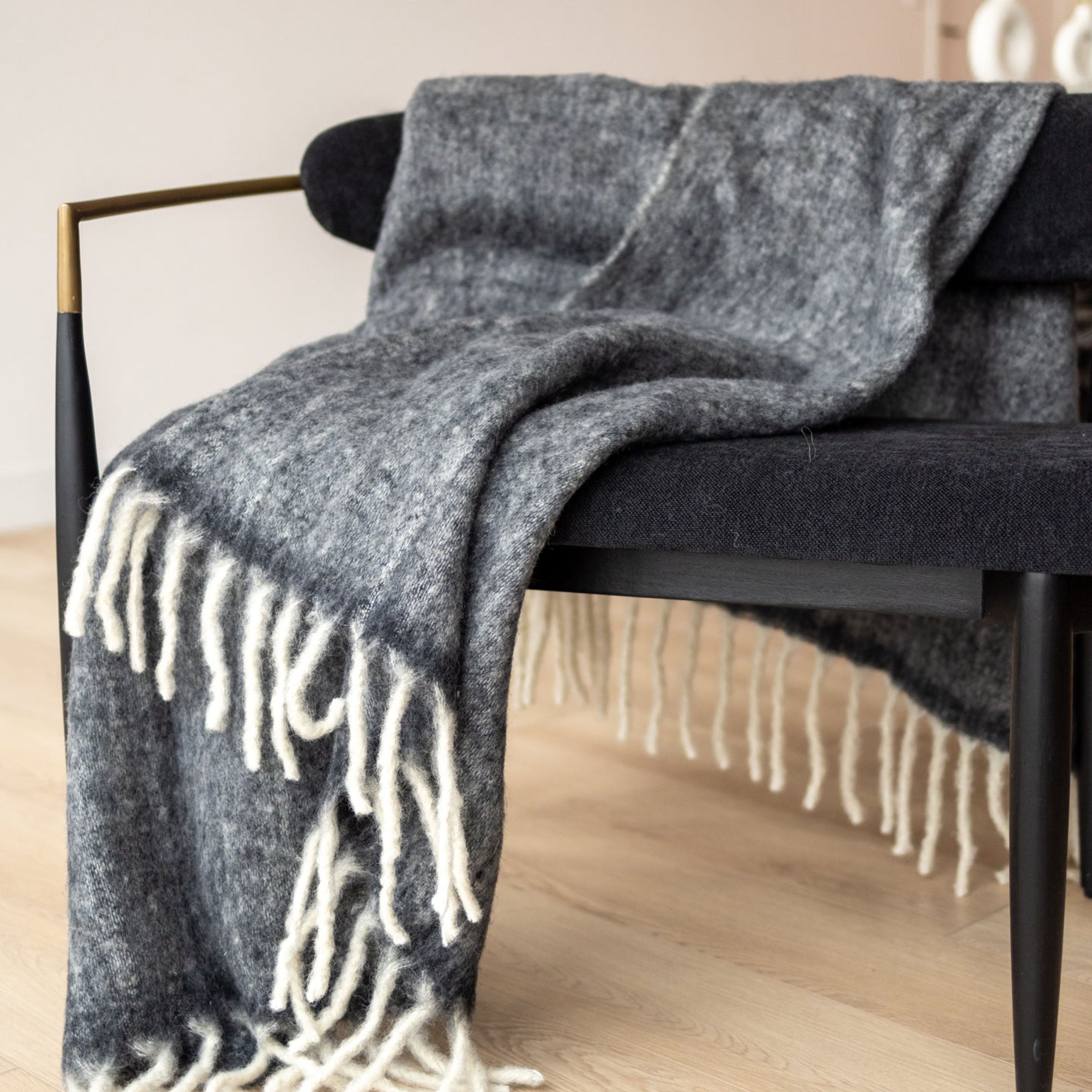 Gal Organic Brushed Wool Throw with Tassels