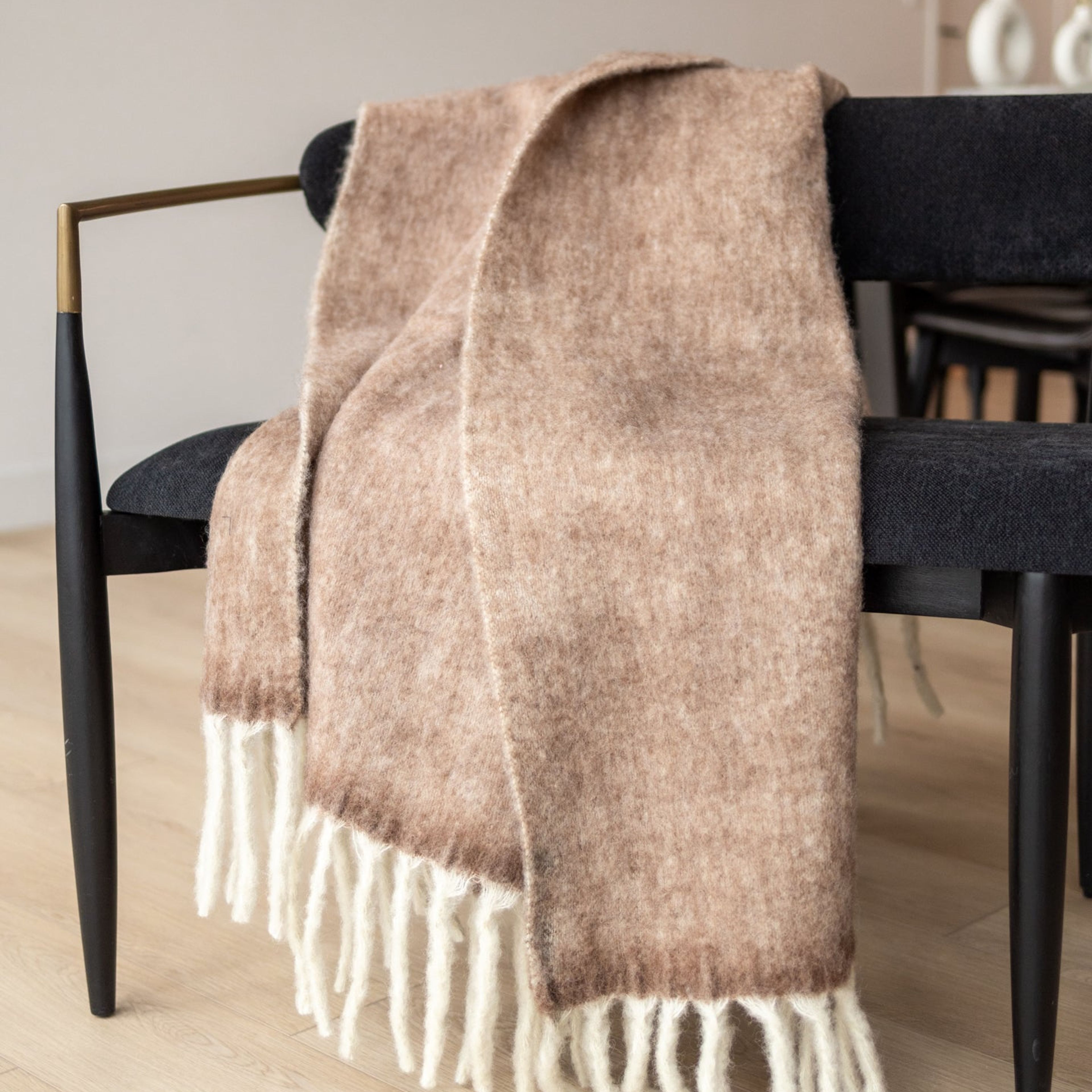 Gal Organic Brushed Wool Throw with Tassels