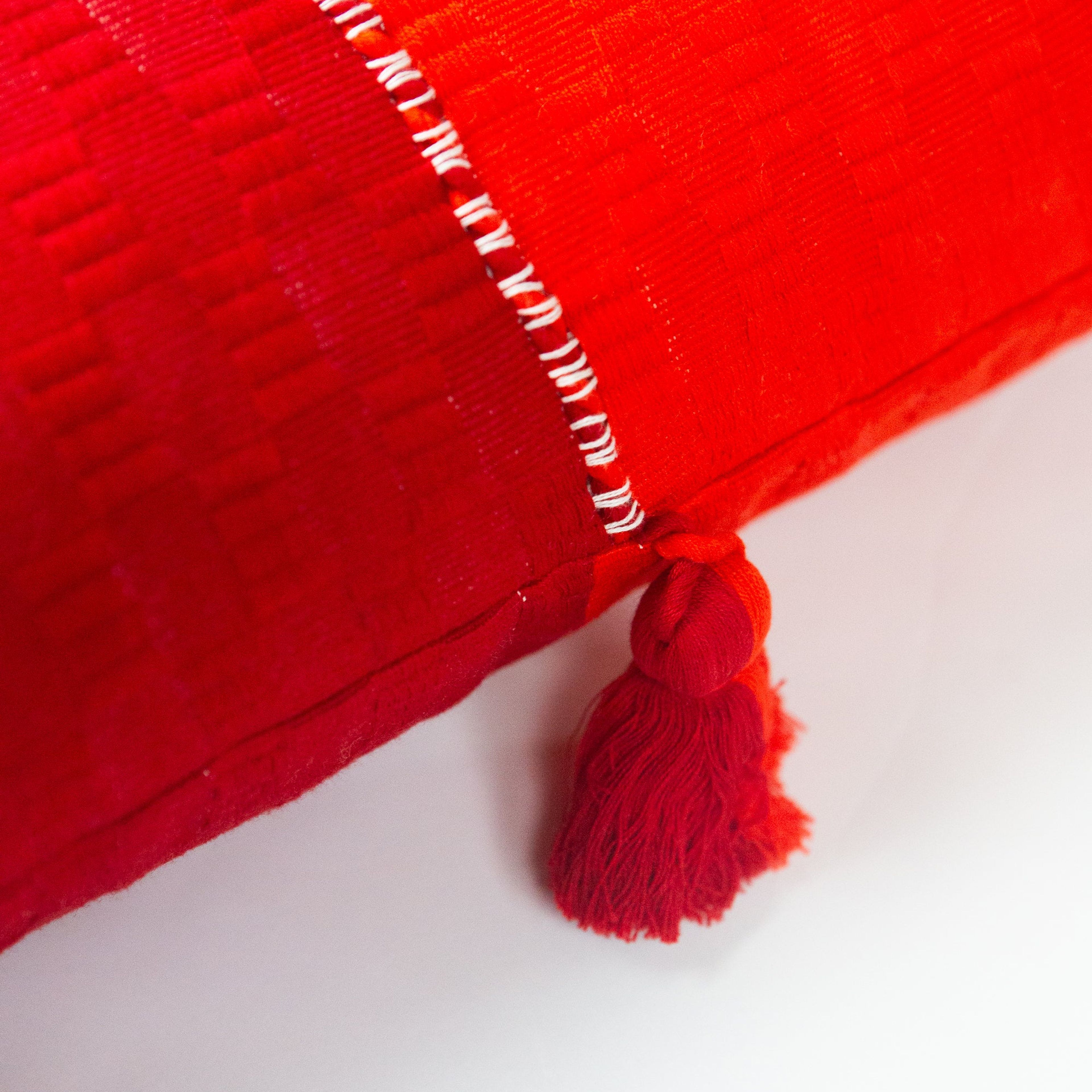 Antigua Pillow - Red Colorblocked